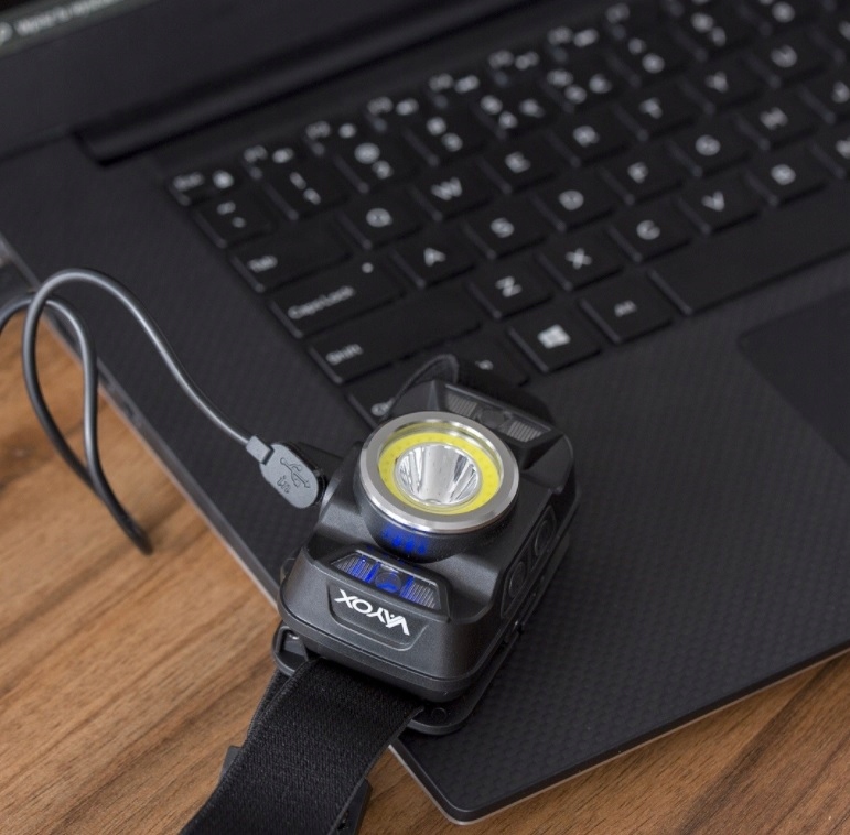 LATARKA LED CZOŁOWA CZOŁÓWKA USB AKUMULATOROWA LED Model VA0025