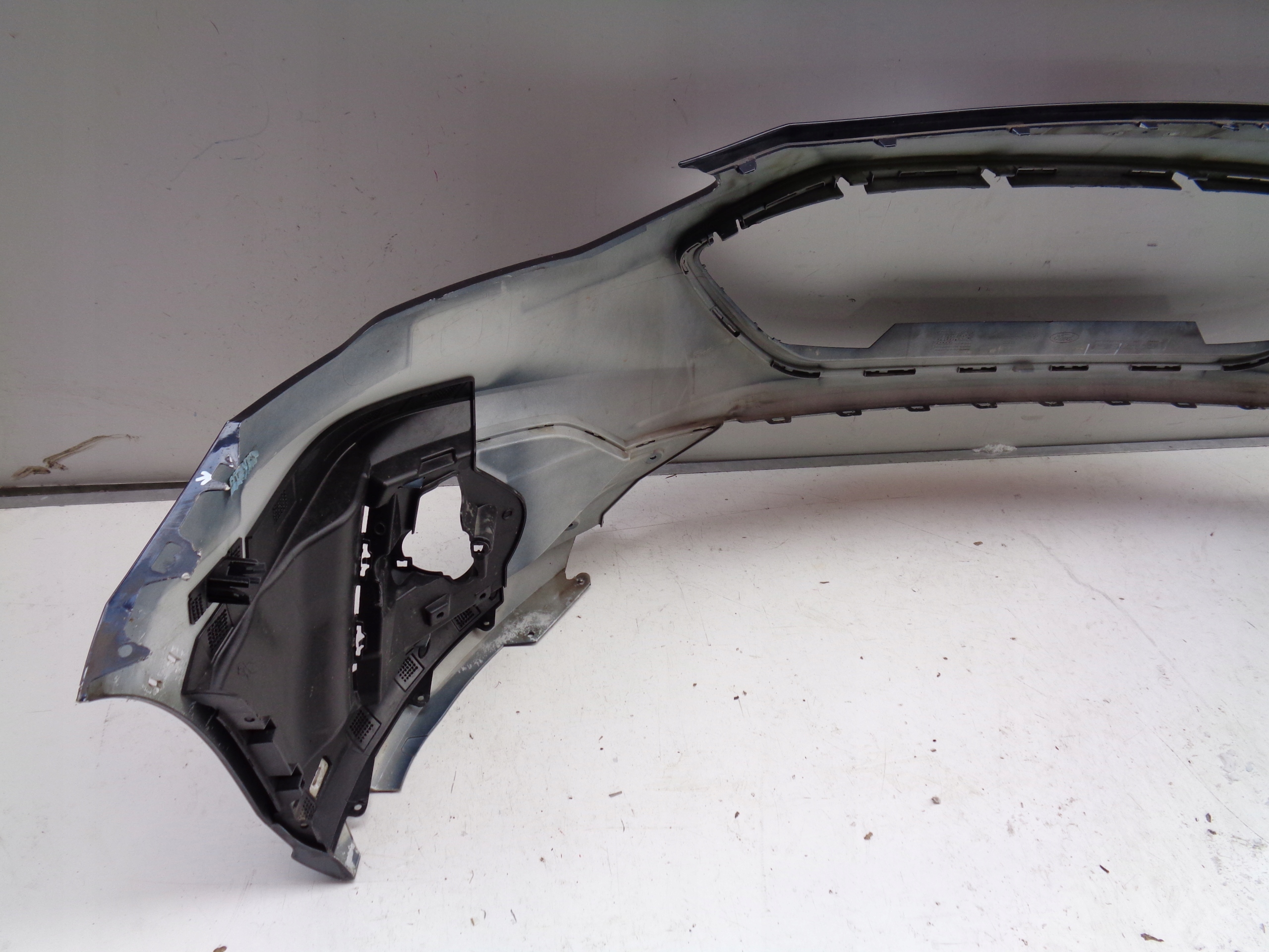 Frontstoßstange FORD FOCUS MK4 18- ACTIVE NR 33547