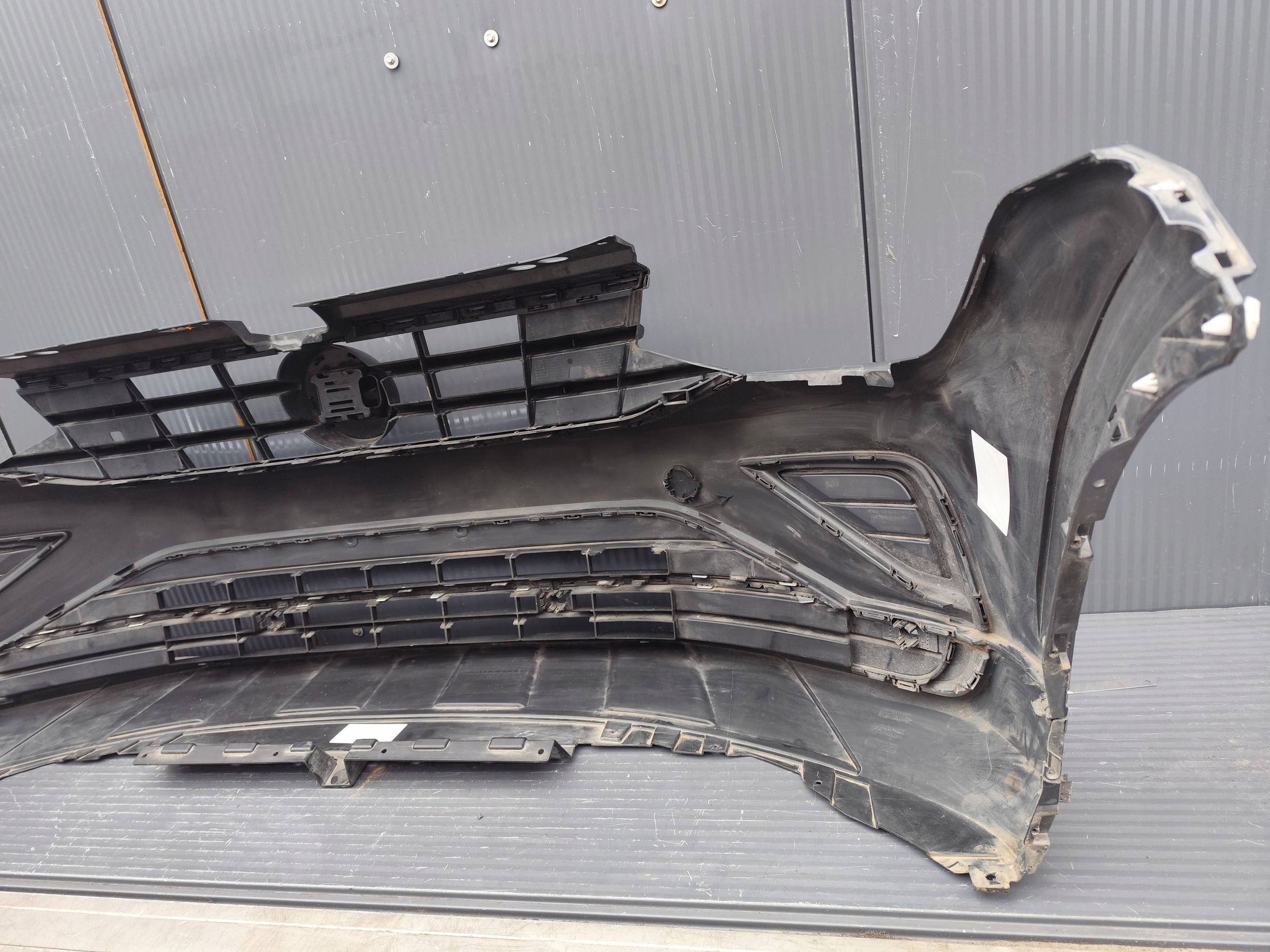 VW TIGUAN II 5NA LIFT bumper front 4xPDC complete DEMONTAZ