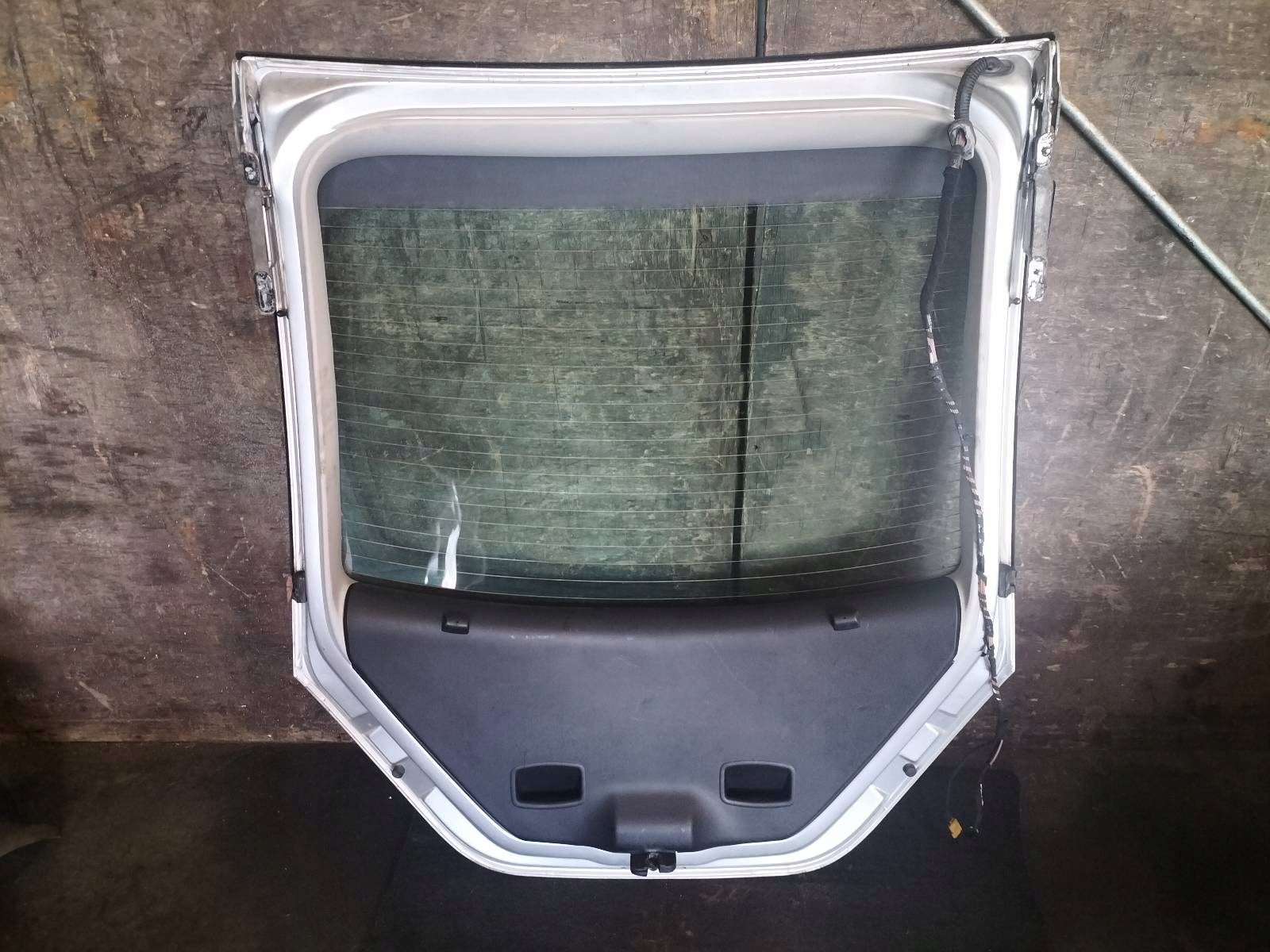 trunk door boot VOLKSWAGEN NEW BEETLE and LG9R