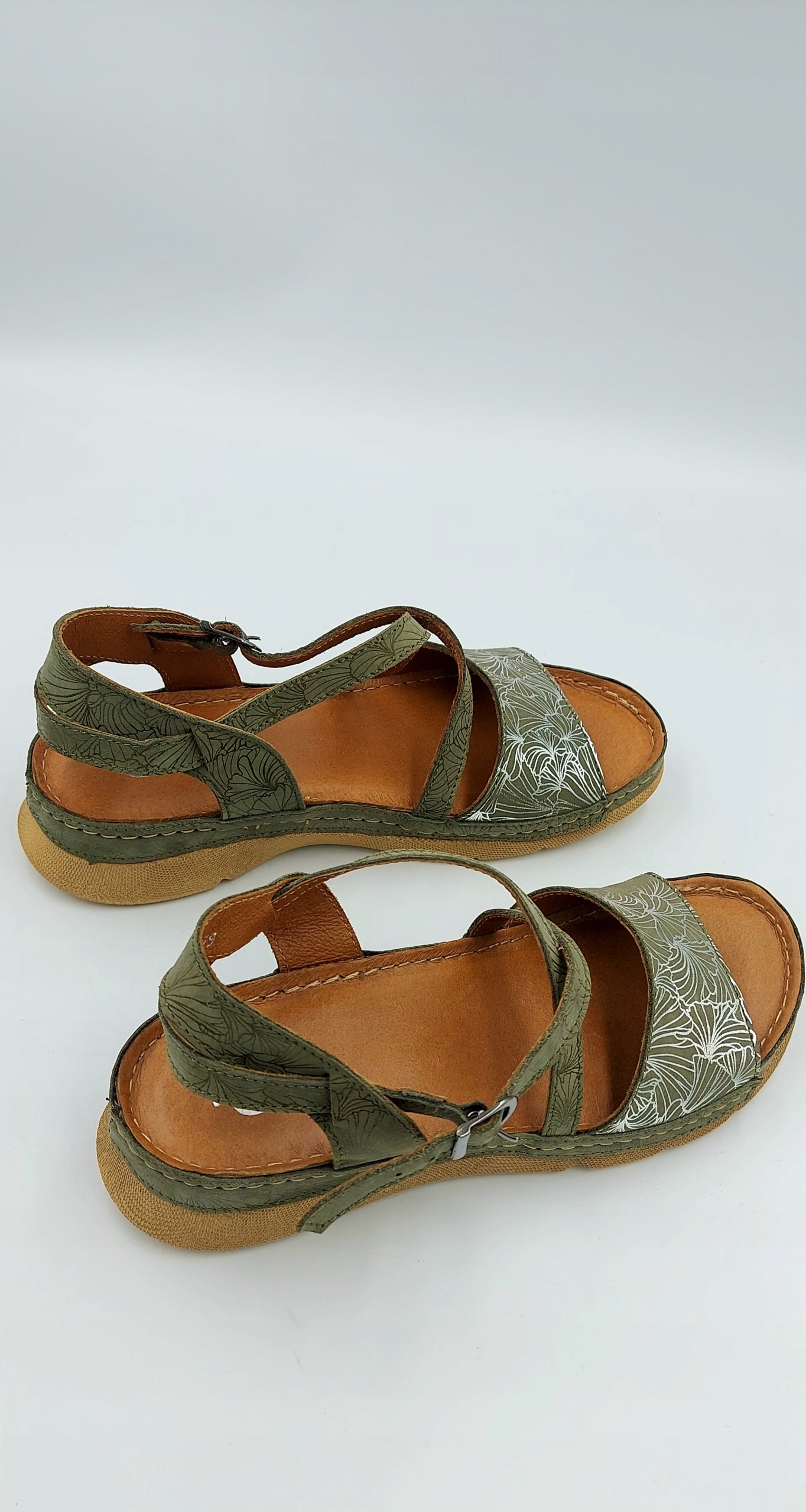 Sandały Dolce Pietro 4025-016 oliwka skóra 40 lato Rozmiar 40