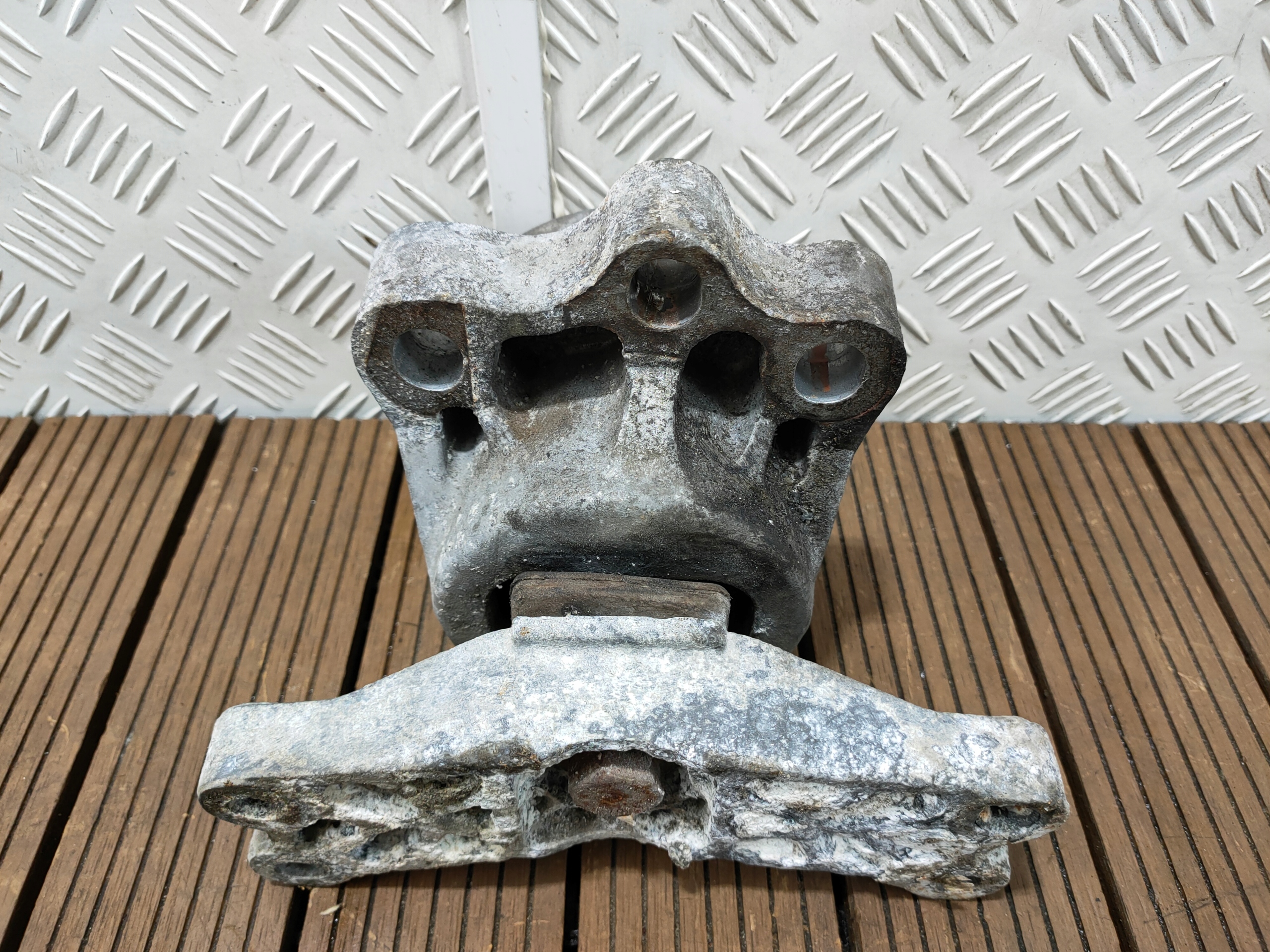 FORD TRANSIT MK8 2.2 TDCI FWD holder engine mount BK21-6F012-AG OE