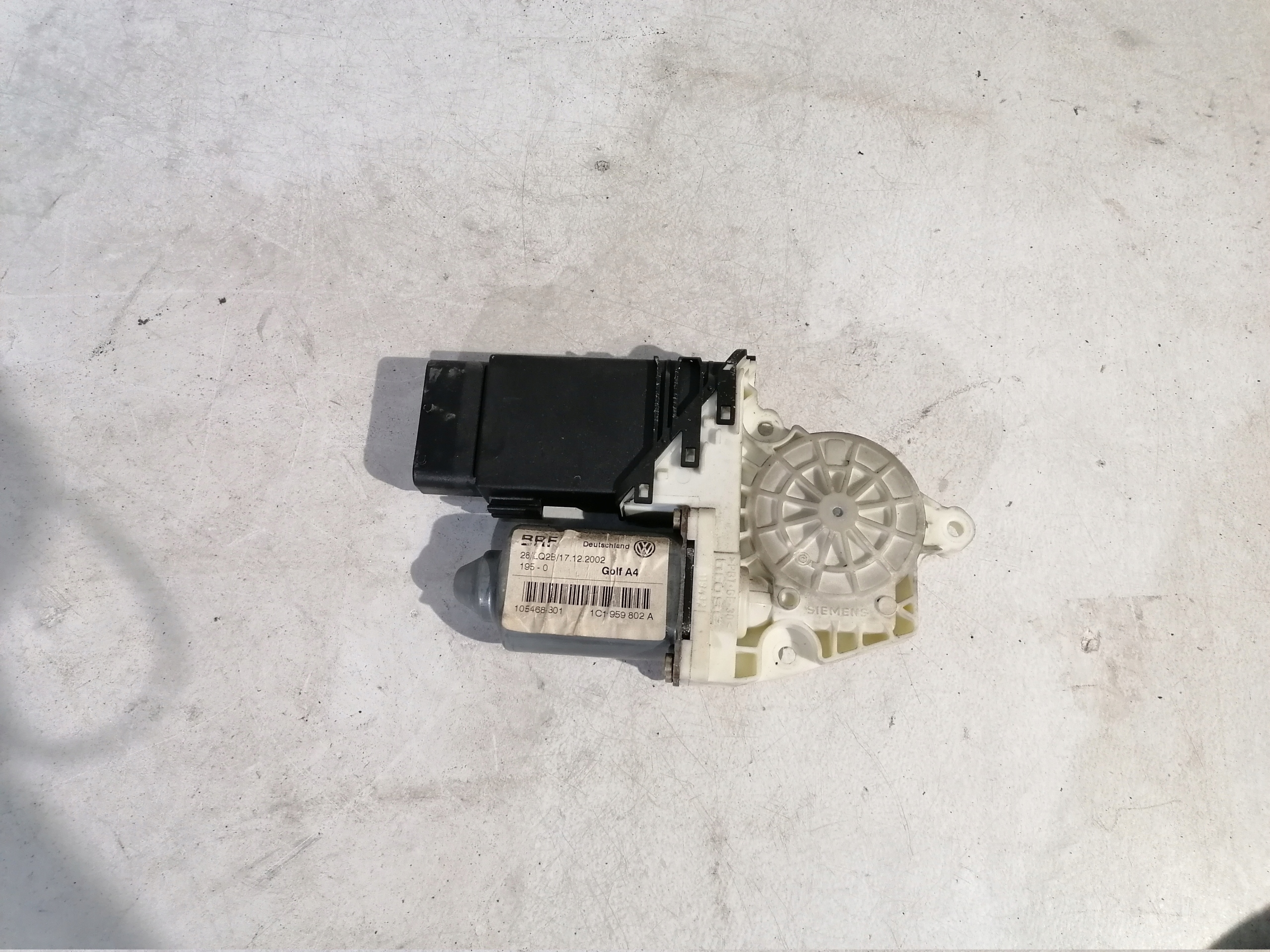 VW Golf IV Micro moteur Module Vitres Droite