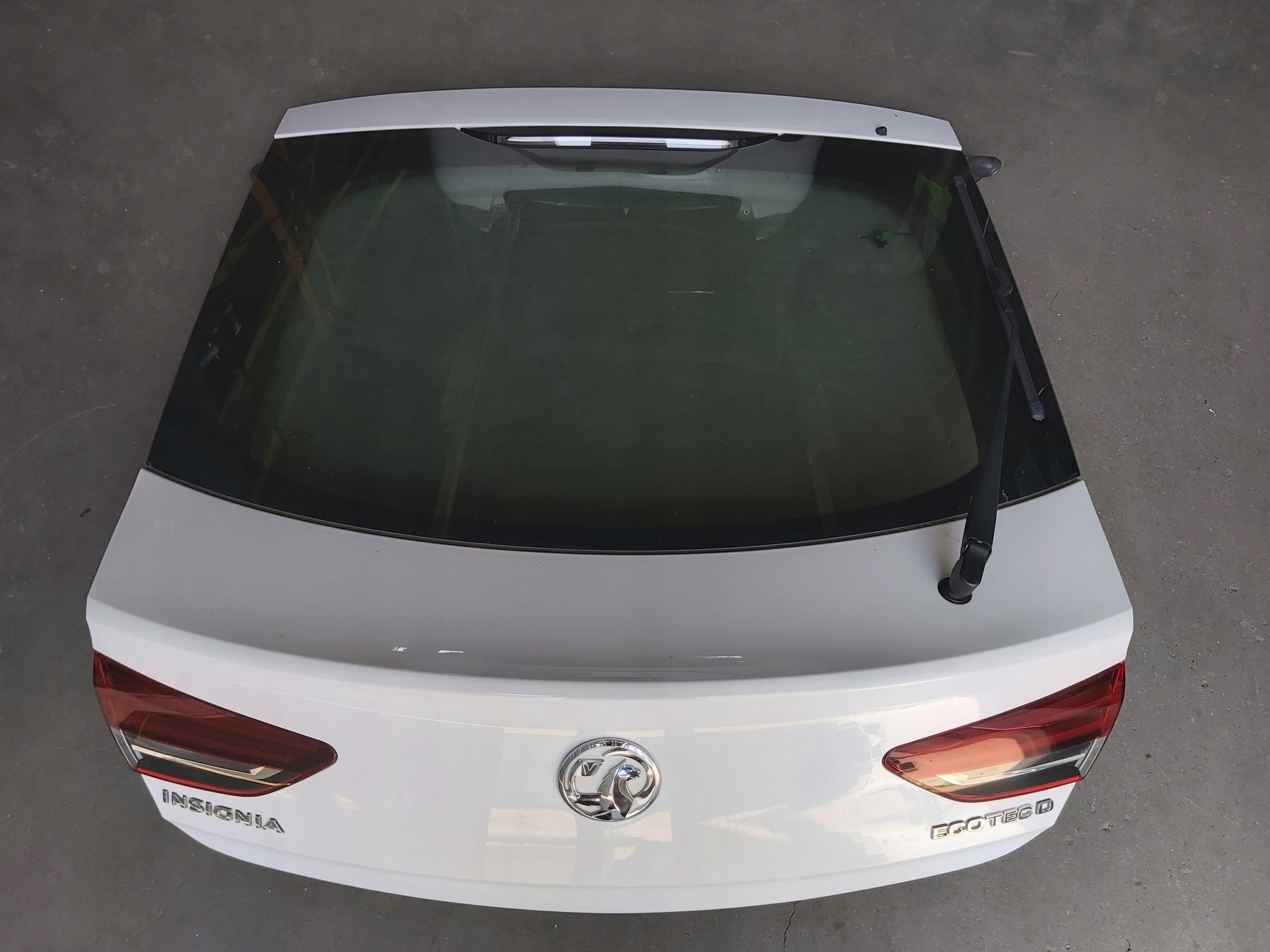 KLAPA BAGAZNIKA KOMPLETNA HB OPEL INSIGNIA B