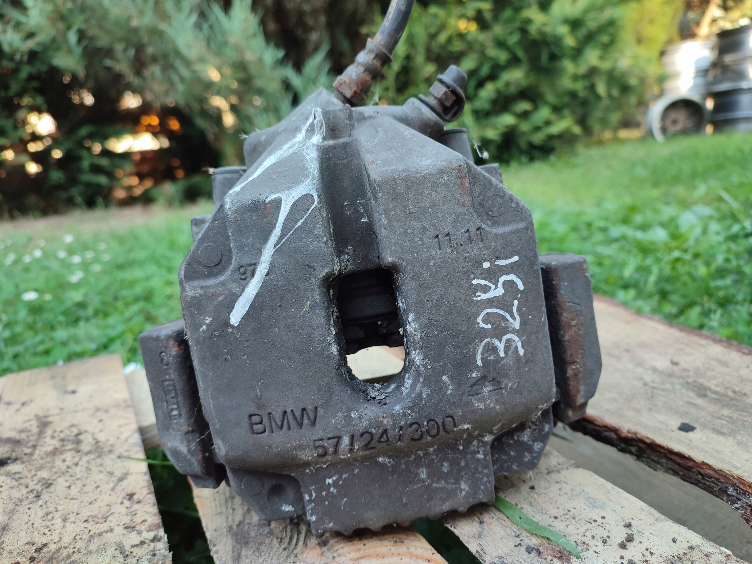 caliper brake front right 57/24/300 BMW E91 325i