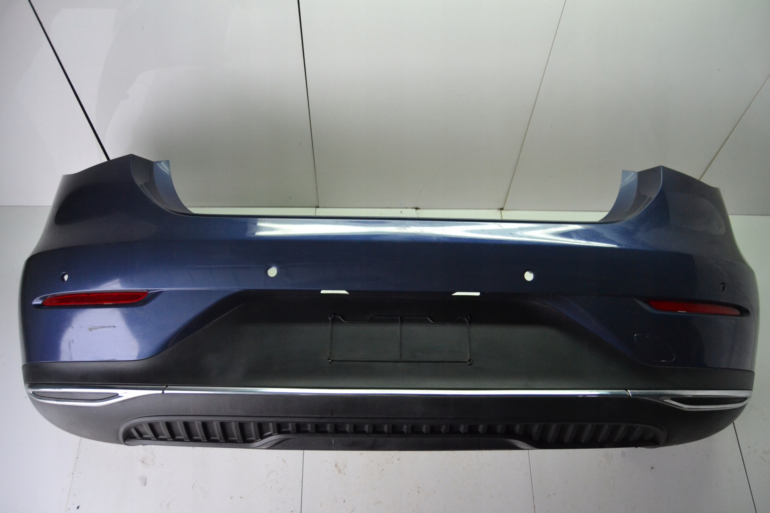 ORYGINALNY Zderzak tył spoiler Mercedes EQE W295 sedan 22-24 Kolor do lakierowania