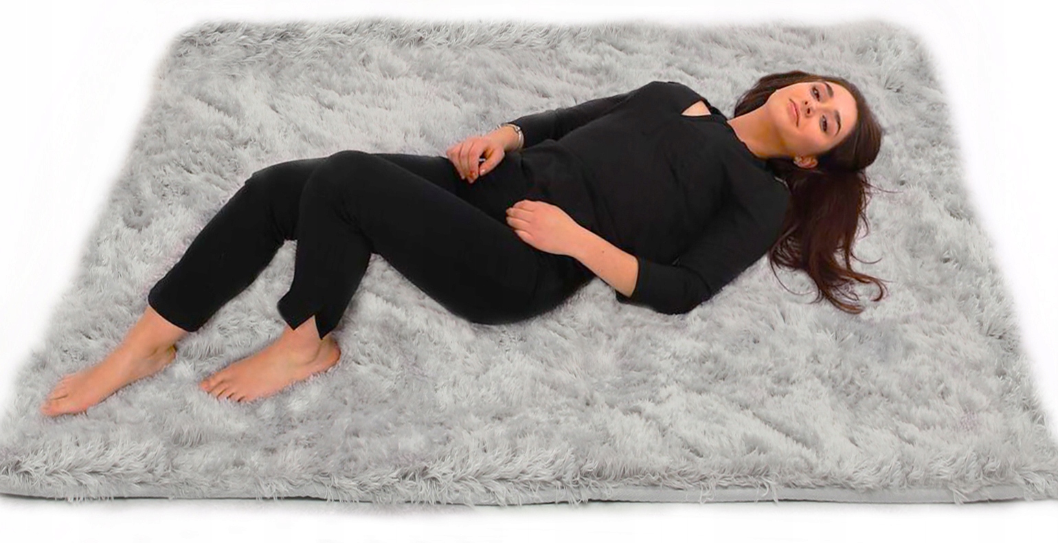 

Dywan Pluszowy Wysoki Shaggy 140X200 Softi Plusz