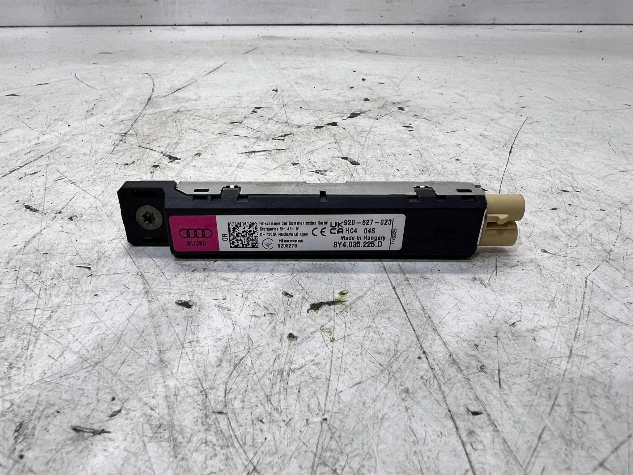 amplifier ANTENY VW AUDI A3 8Y 8Y4035225D