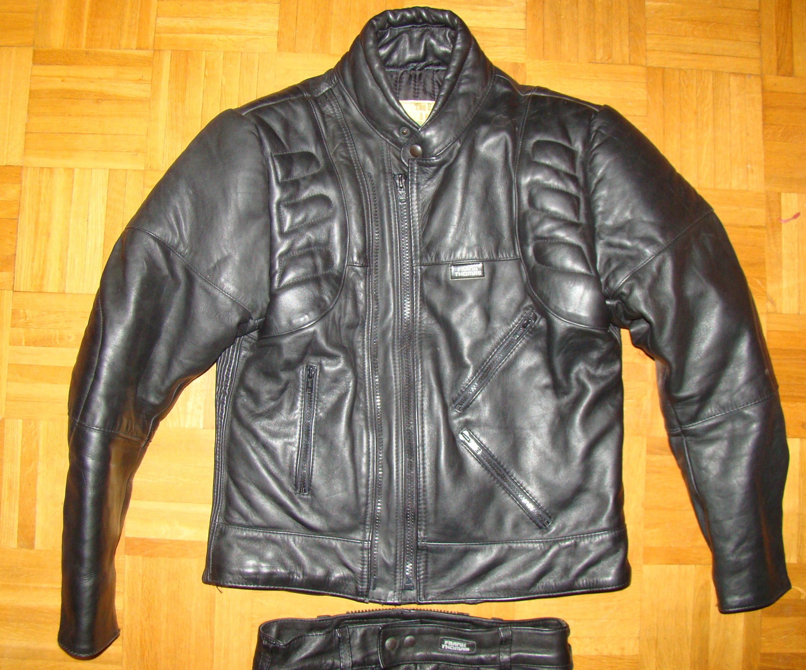 SUPER skórzany profesjonalny KOMBINEZON MOTOCYKLOWY MĘSKI 50/52 pas 78-80 Producent inny