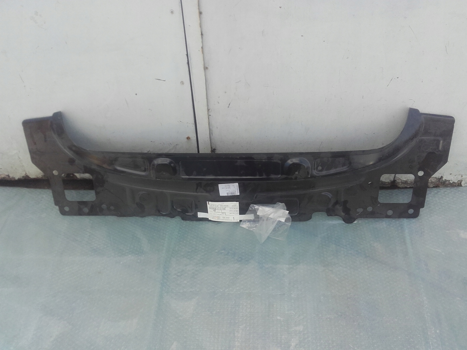 PAS TYŁ AUDI A7 4K8 NOWY DOMYKAJĄCA 4K8813307 17r-