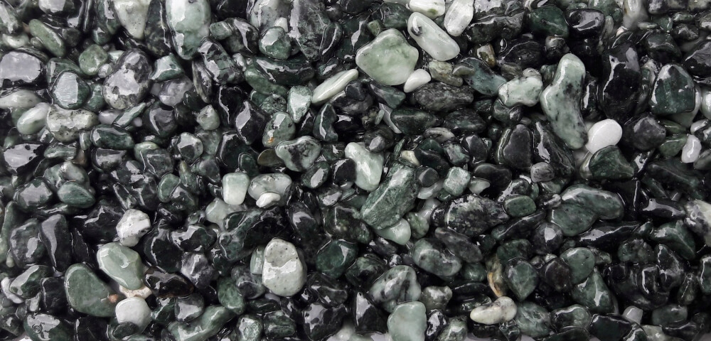 Kamenná mramorová drť koberec Verde Alpi 4-8 mm 25 kg