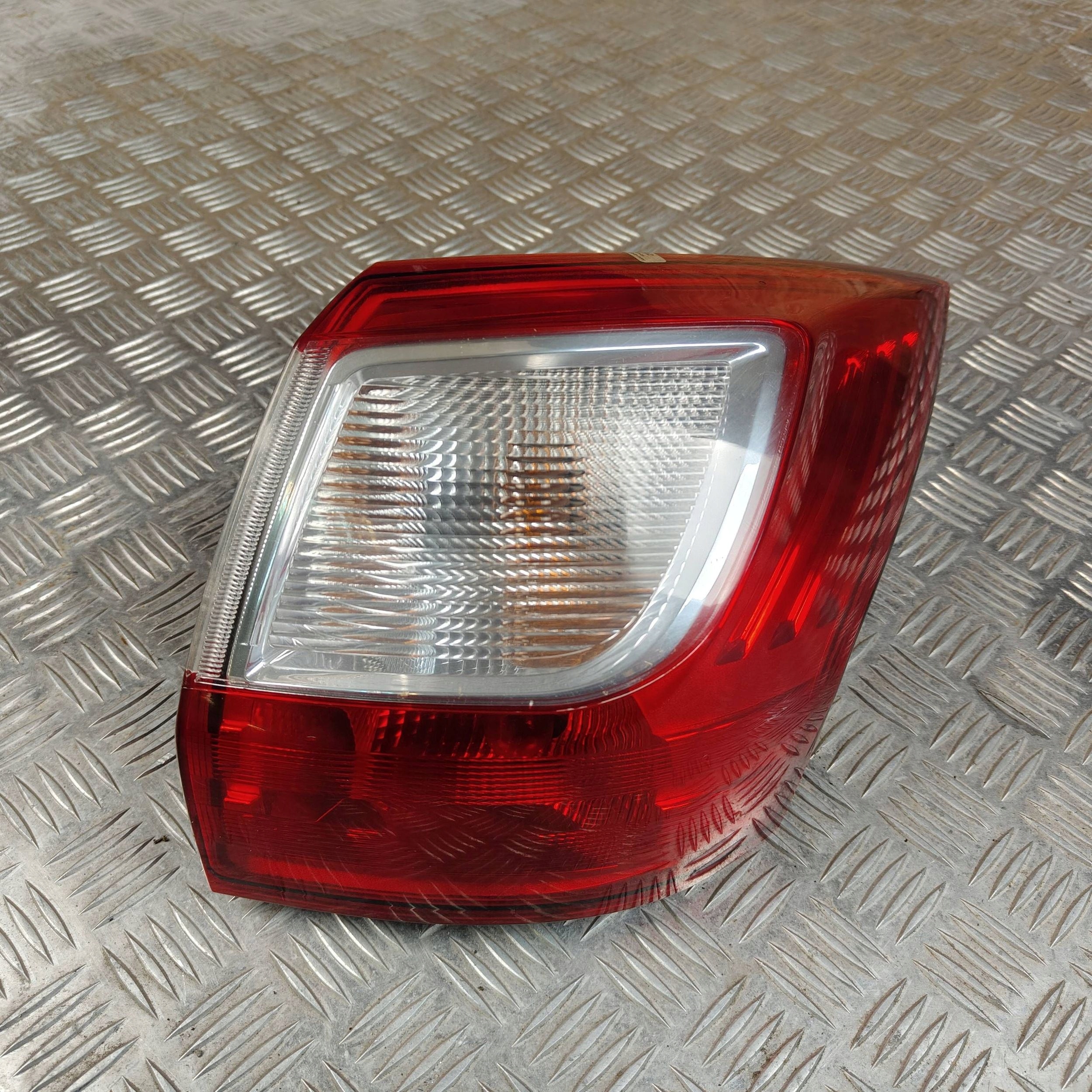 light rear rear part side right Ford C-MAX II AM5113404AD