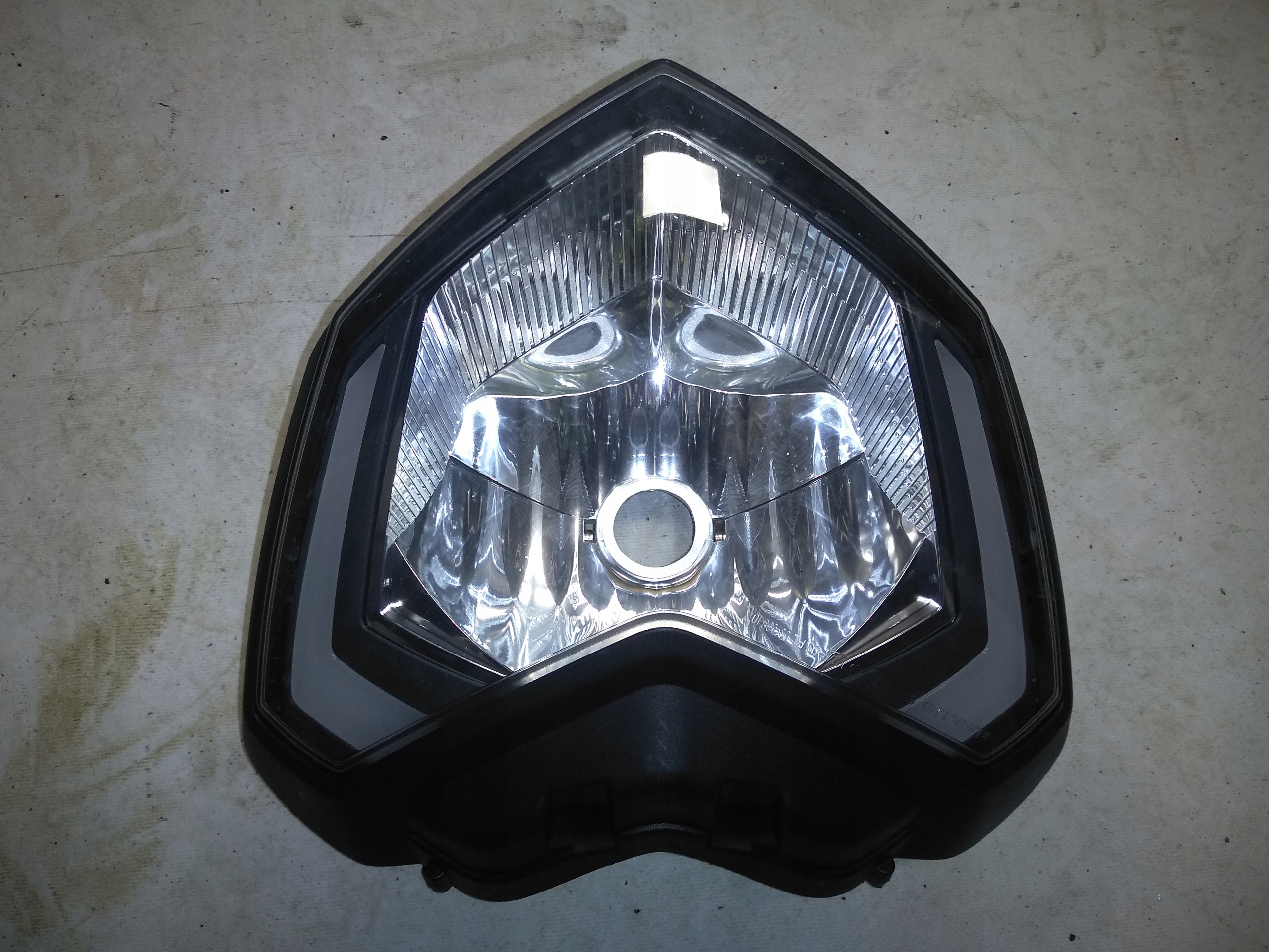 Yamaha Mt 125 16r predná lampa, originálny svetlomet