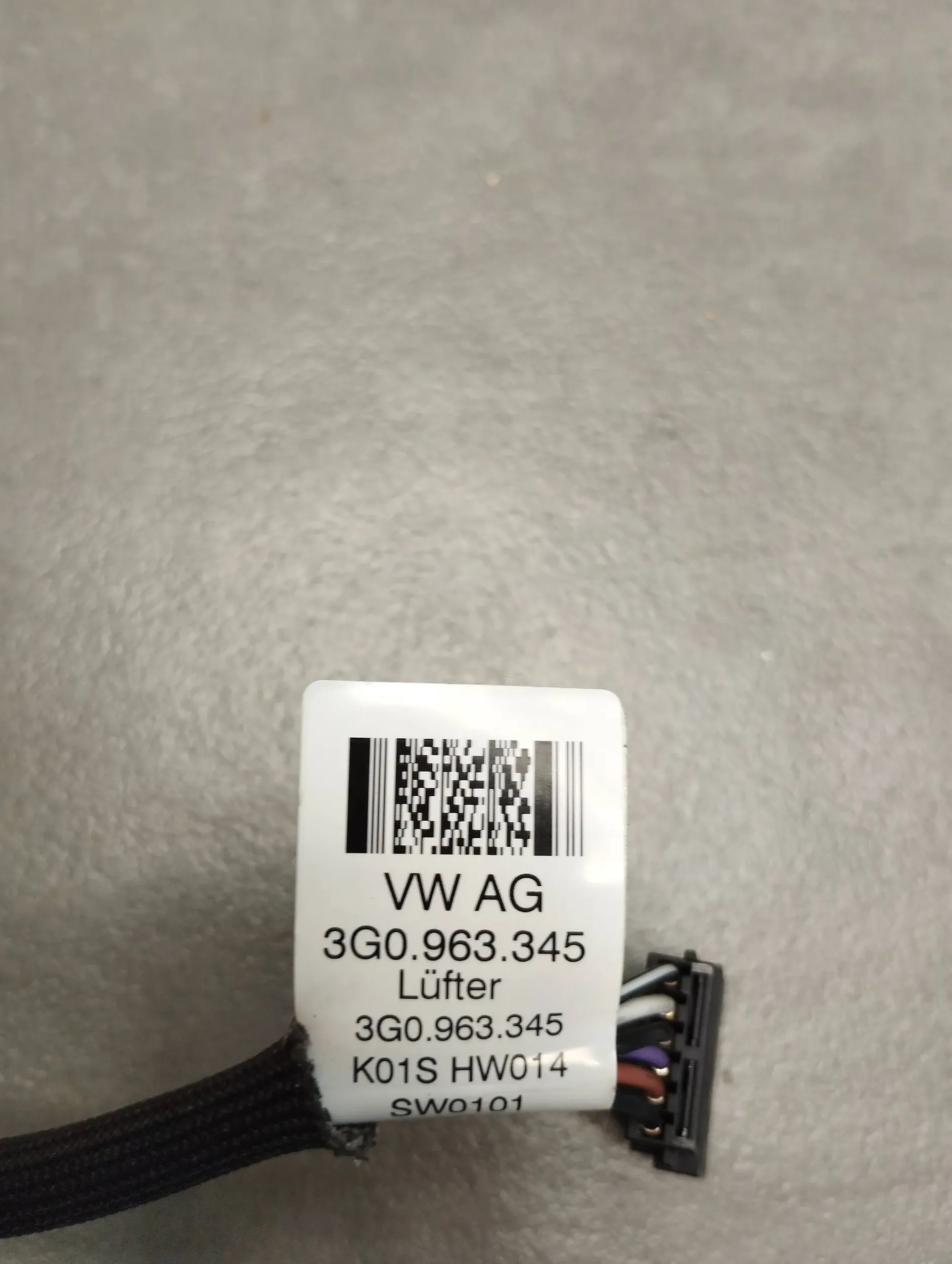 Skoda Superb 3V DMUCHAWA Sitze 3G0963345