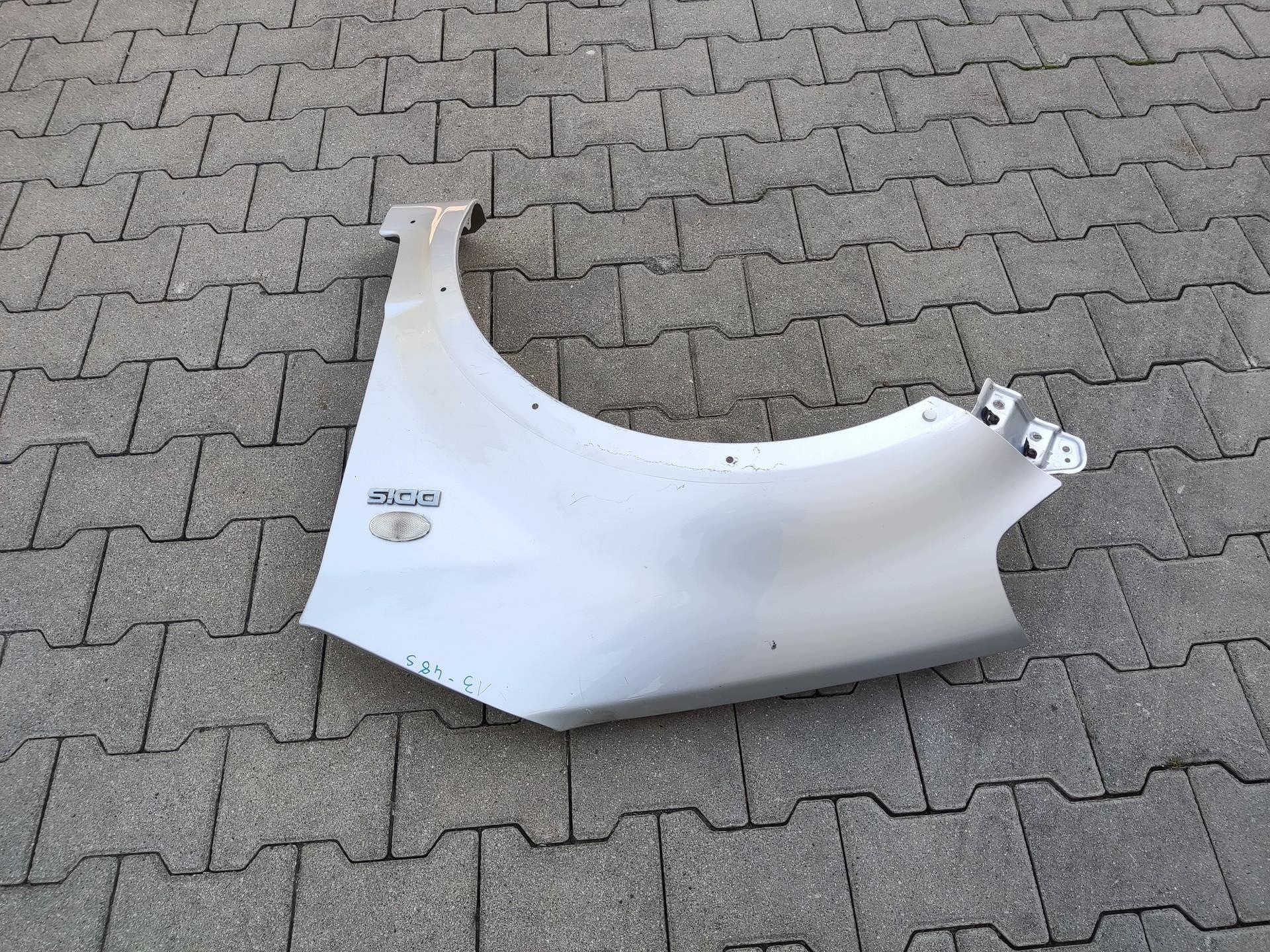 fender left front front SUZUKI SX4 2006-2009