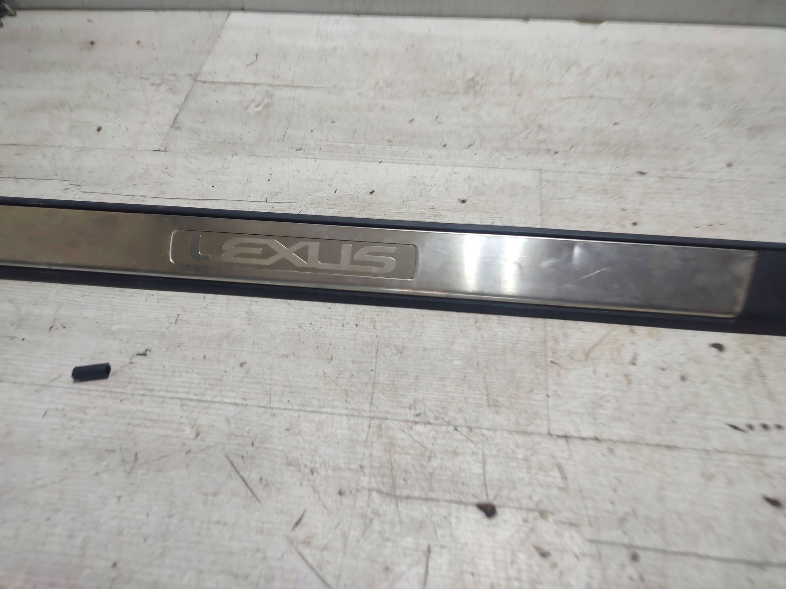 Lexus RC 2019 left side moulding threshold side