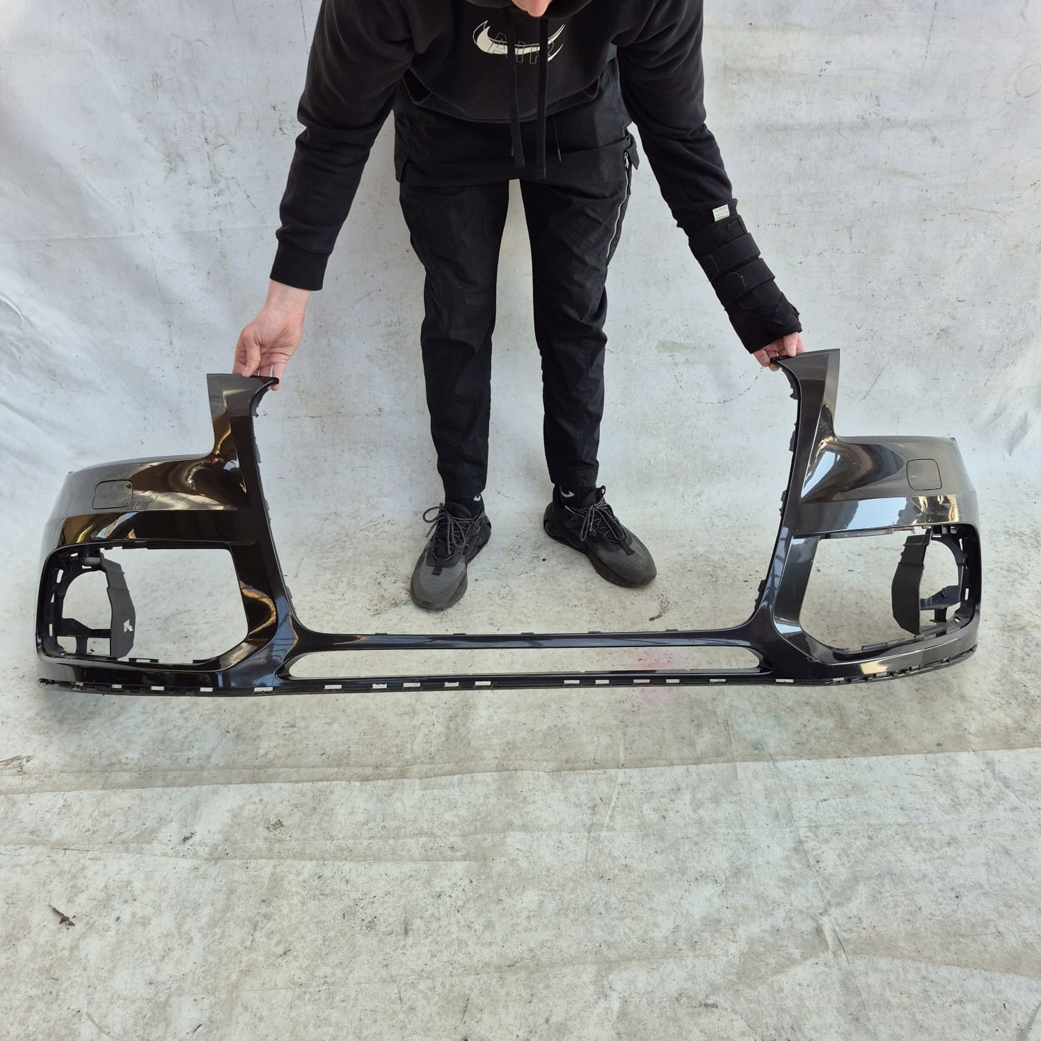 AUDI Q5 and 1 8R LIFT 12-16 bumper front front washer