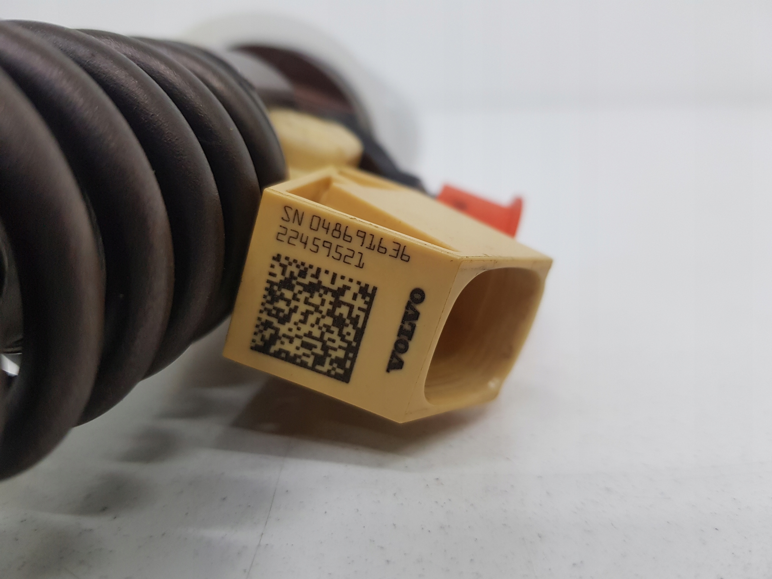 NOWY POMPOWTRYSK WTRYSK RENAULT GAMA T RANGE C K Producent części Volvo OE