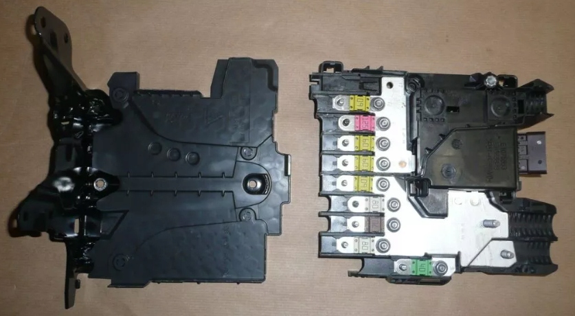 Moduł Akumulatora C4 Picasso 308 9675349880 Numer katalogowy części 9675349880