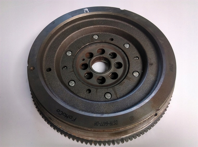 DS7R6477DA - FORD GALAXY ДВУХМАССОВОЕ КОЛЕСО 2.0 TDCI S-MAX 2016