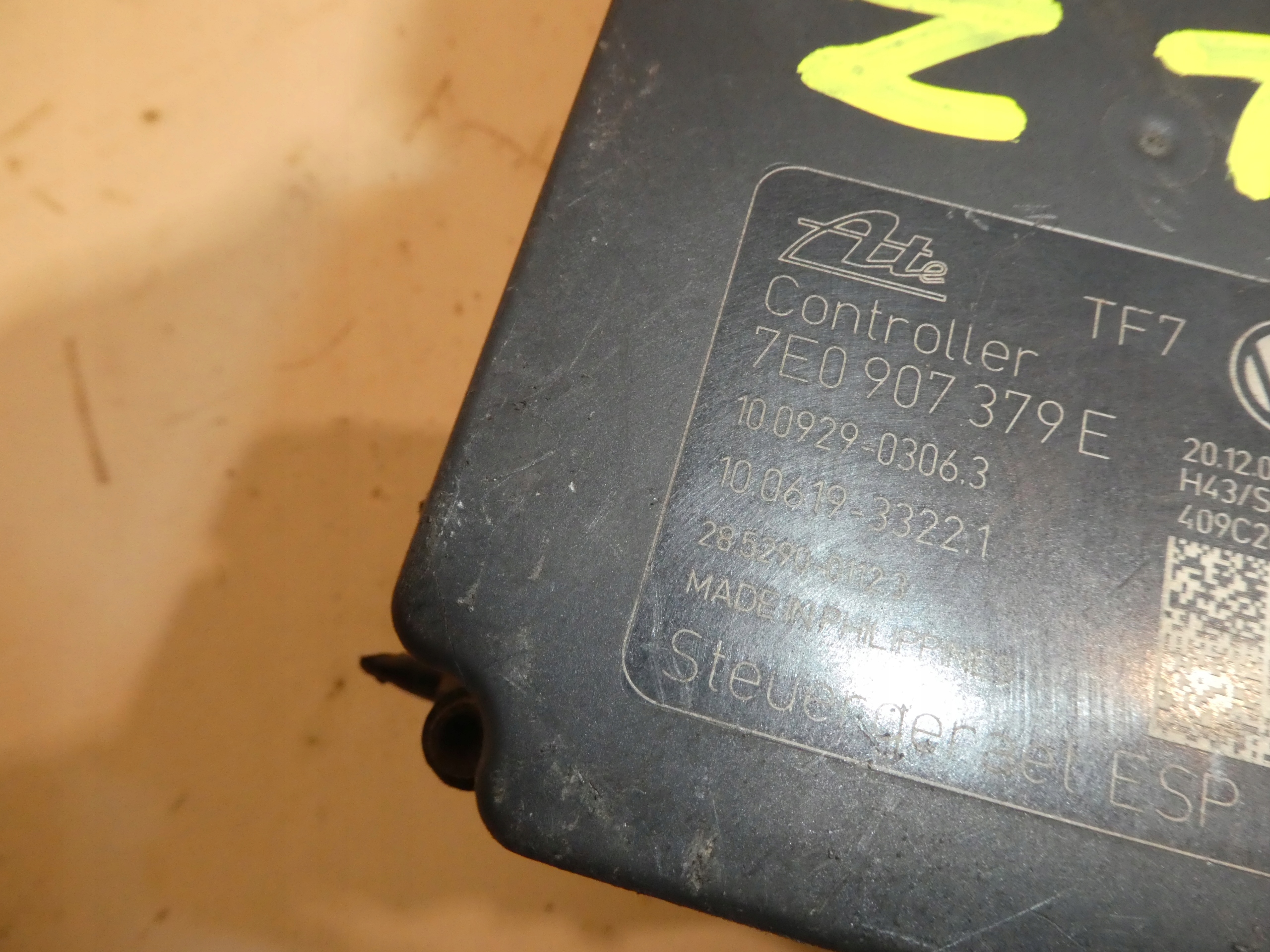 VW T5 LIFT pump control unit ABS 7E0907379E 7E0614517A