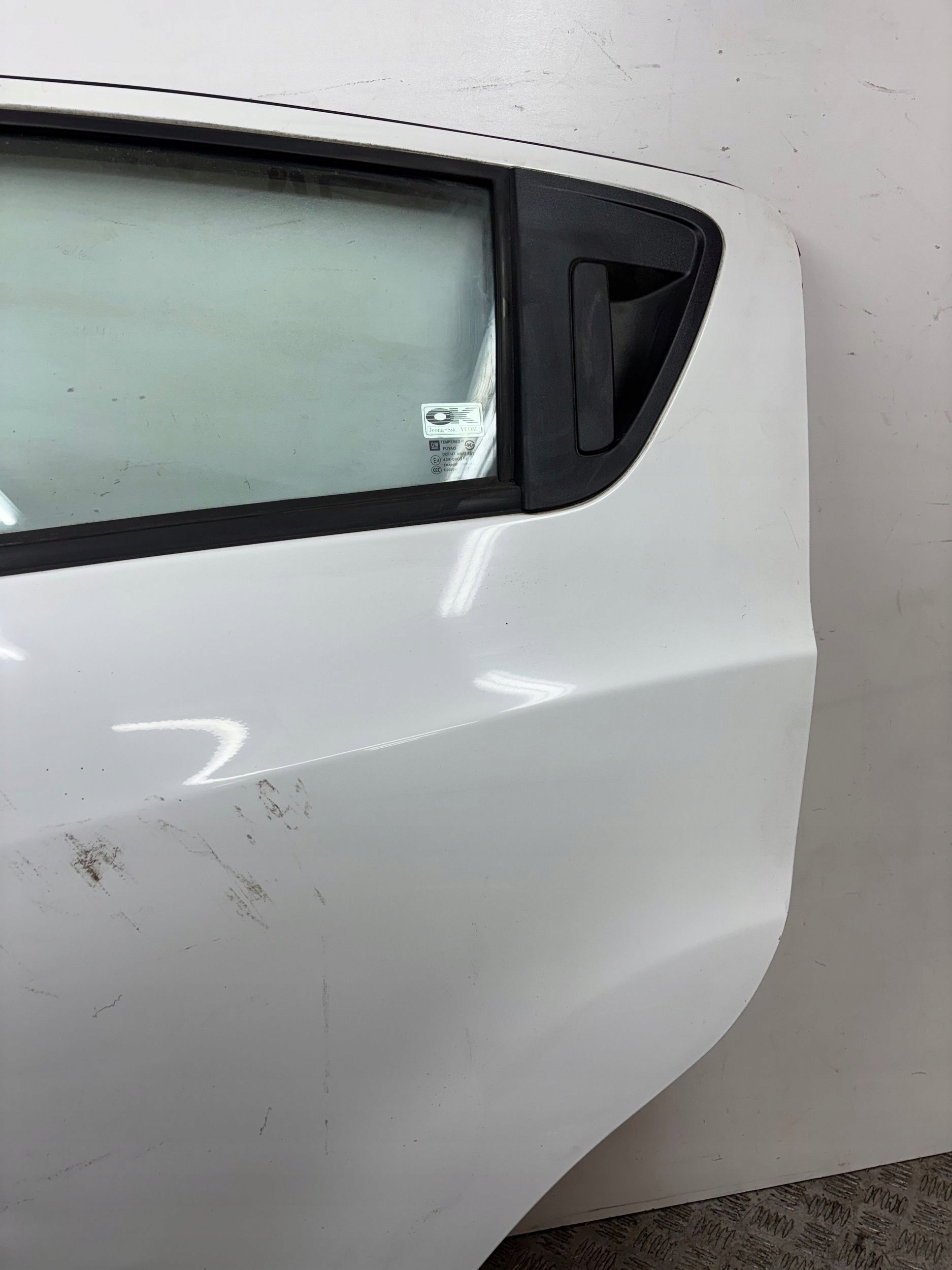 door rear part rear. left CHEVROLET SPARK