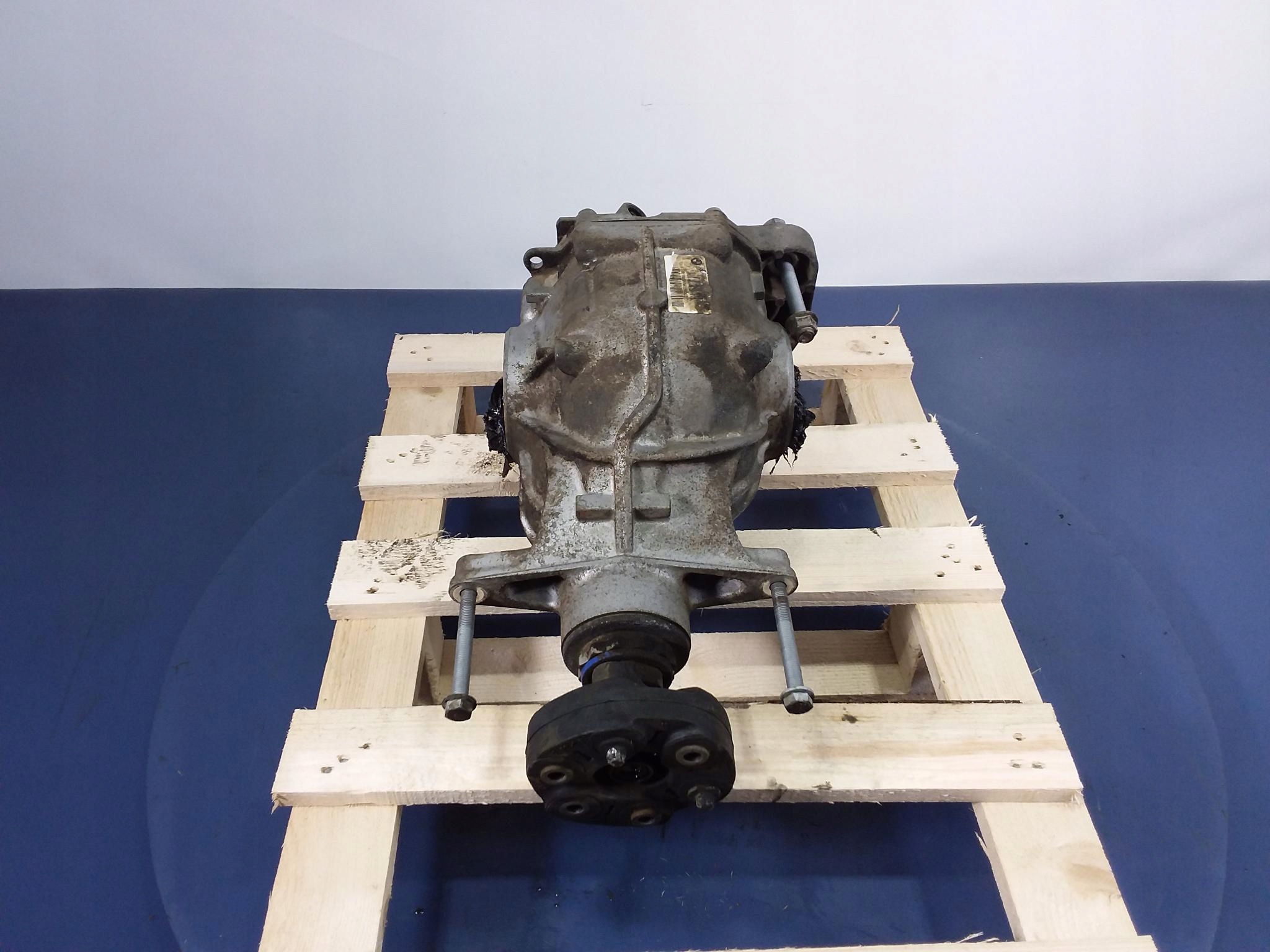 BMW 7 G11 G12 730d міст заднього диференціала 2.56 8619107