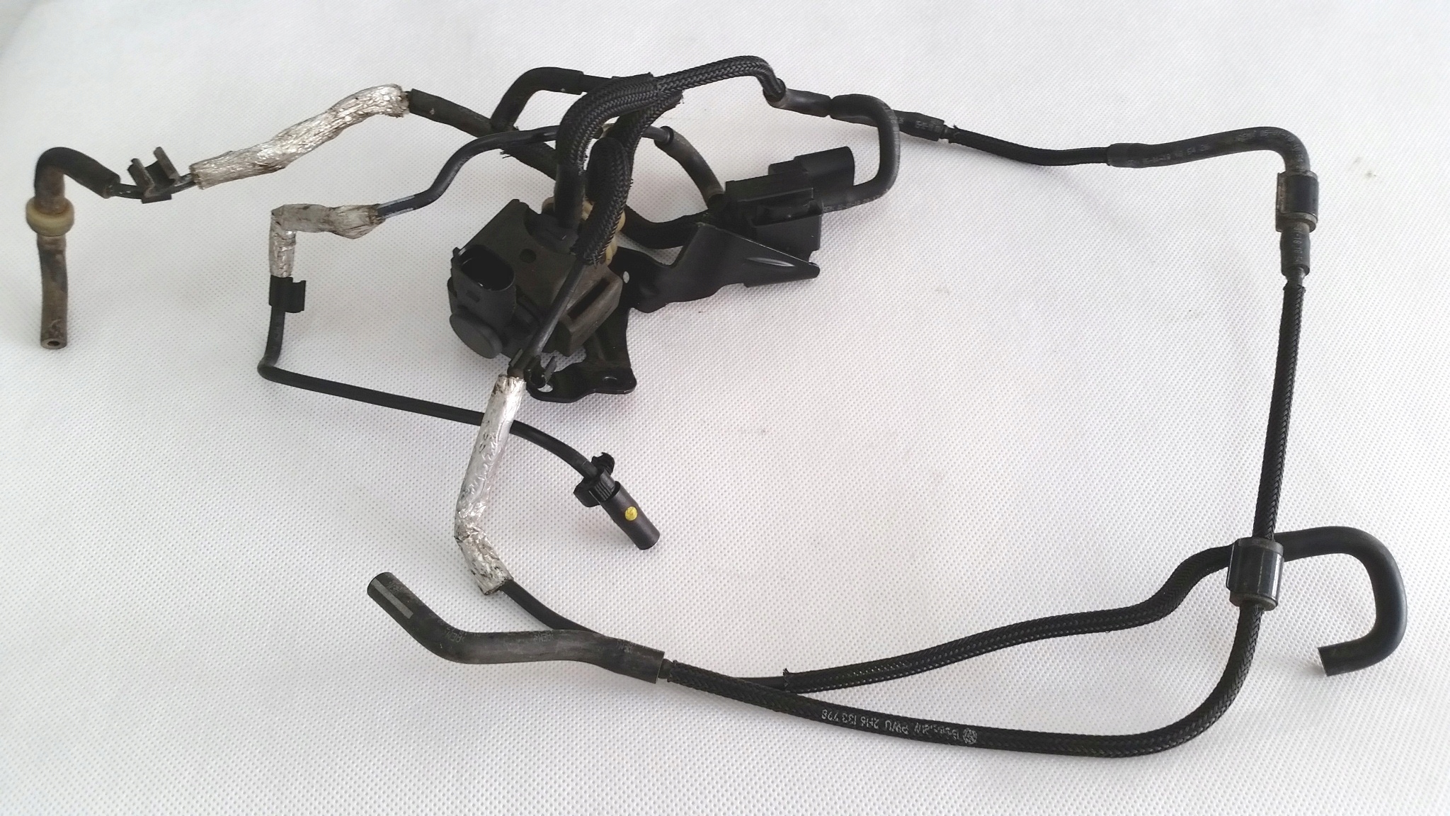 059131493L 059906609E - AMAROK 3.0 TDI 2018 ВАКУУМНЫЙ КЛАПАН 06H906283B