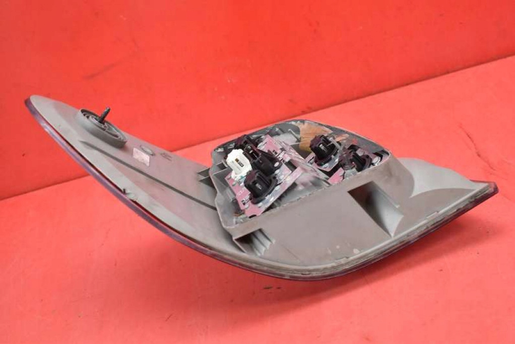 light right rear part rear MERCEDES ML W164 05-08