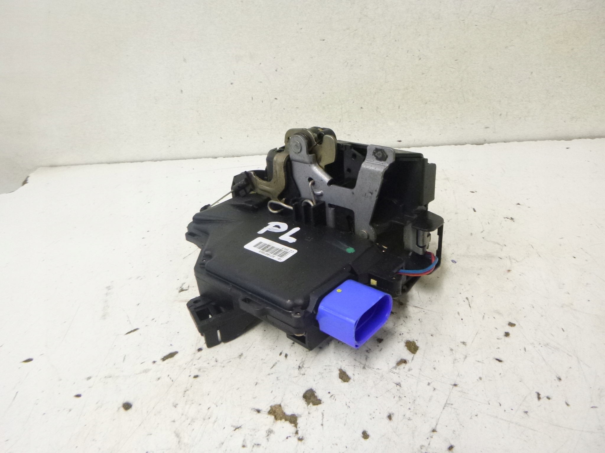 lock door front left Volkswagen Golf V 3D 06r.3D1837015
