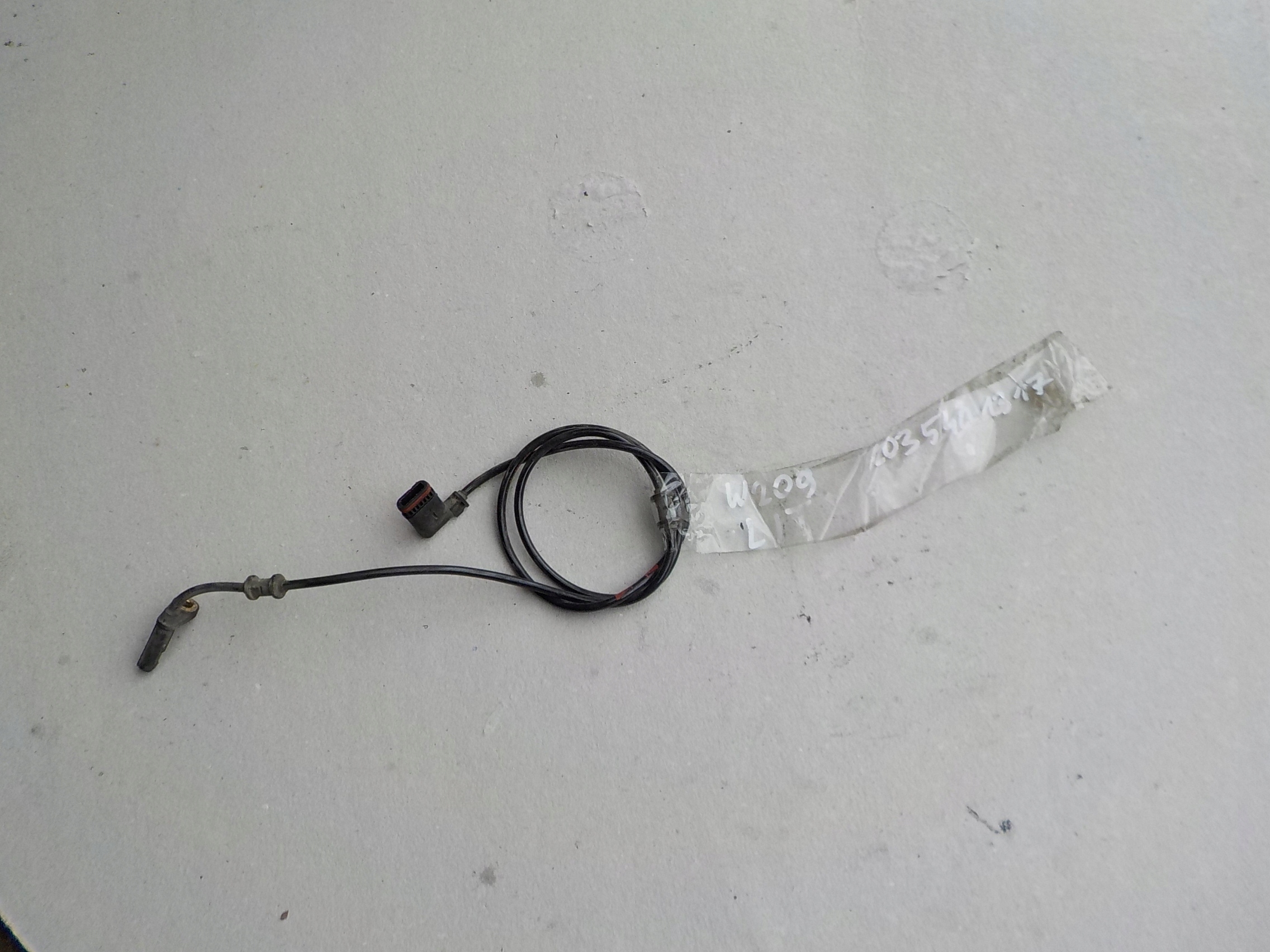 sensor abs left rear part mercedes clk w209 A2035401317