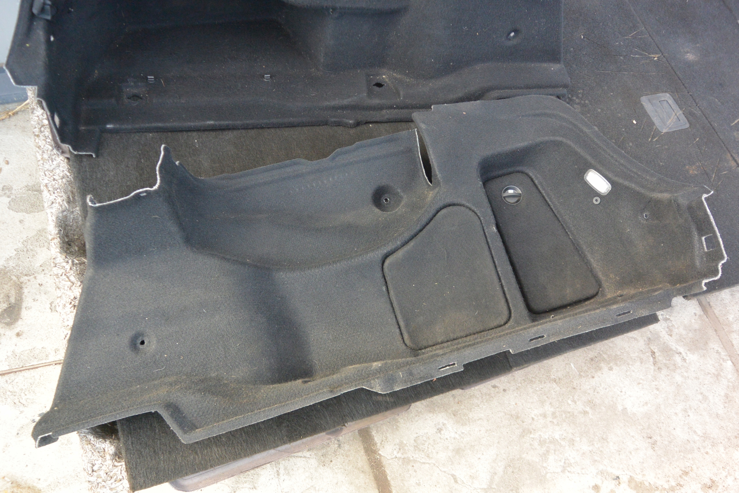 boot upholstery MERCEDES W212 sedan KOMPLET