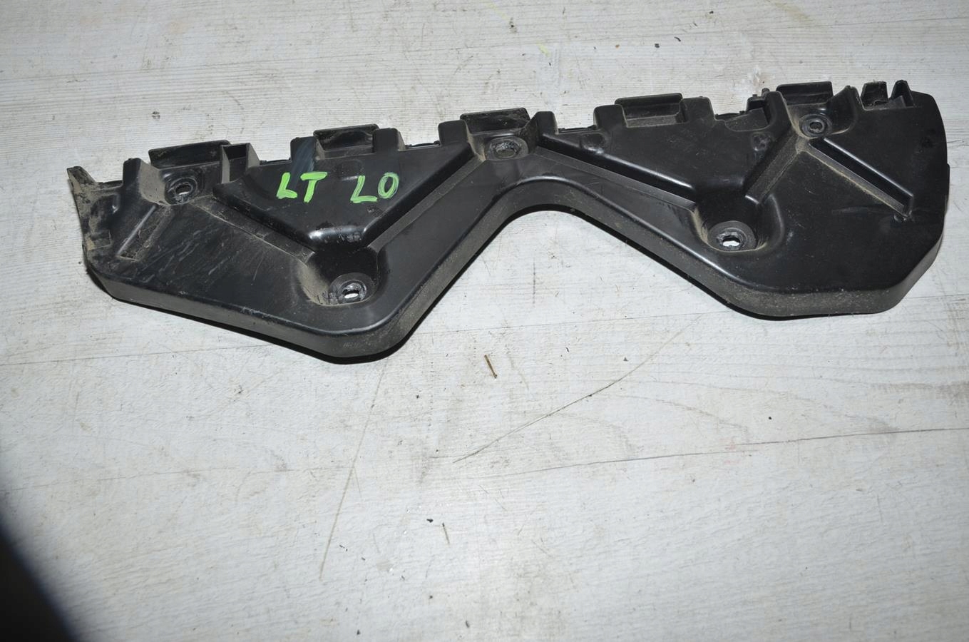 bumper bracket left rear part Dacia LODGY