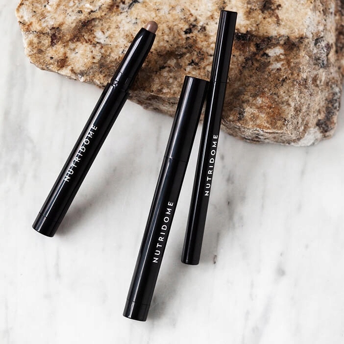 WOSK do BRWI w kredce KOLOR BRĄZOWY trwały EFEKT LAMINACJI NUTRIDOME Rodzaj wosk