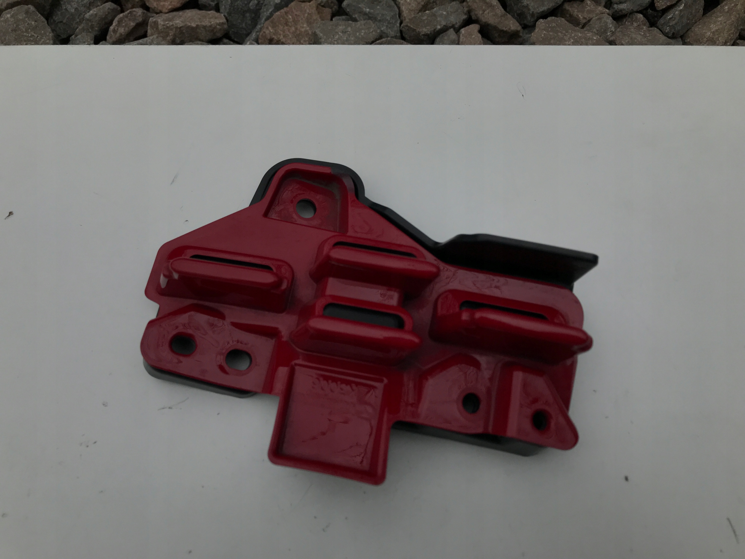 MAZDA CX5 CX-5 ZNACZEK EMBLEMAT GRILLA 2022- Marka Mazda