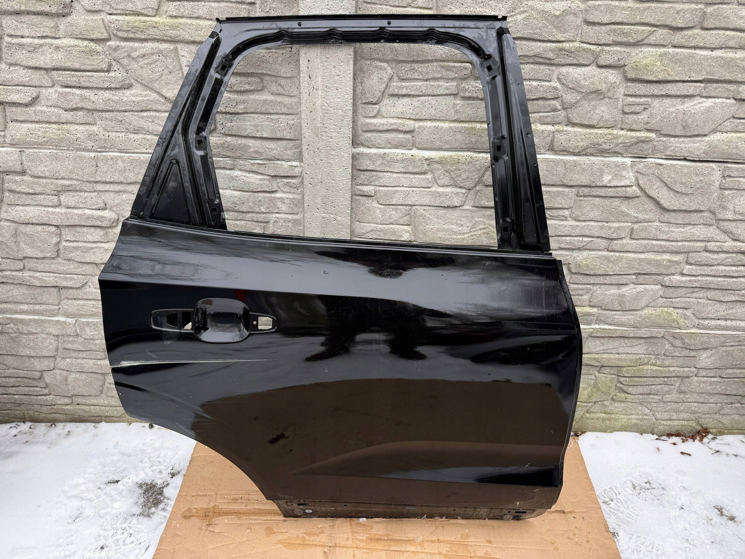Volvo XC60 2 II door right rear part rear. right