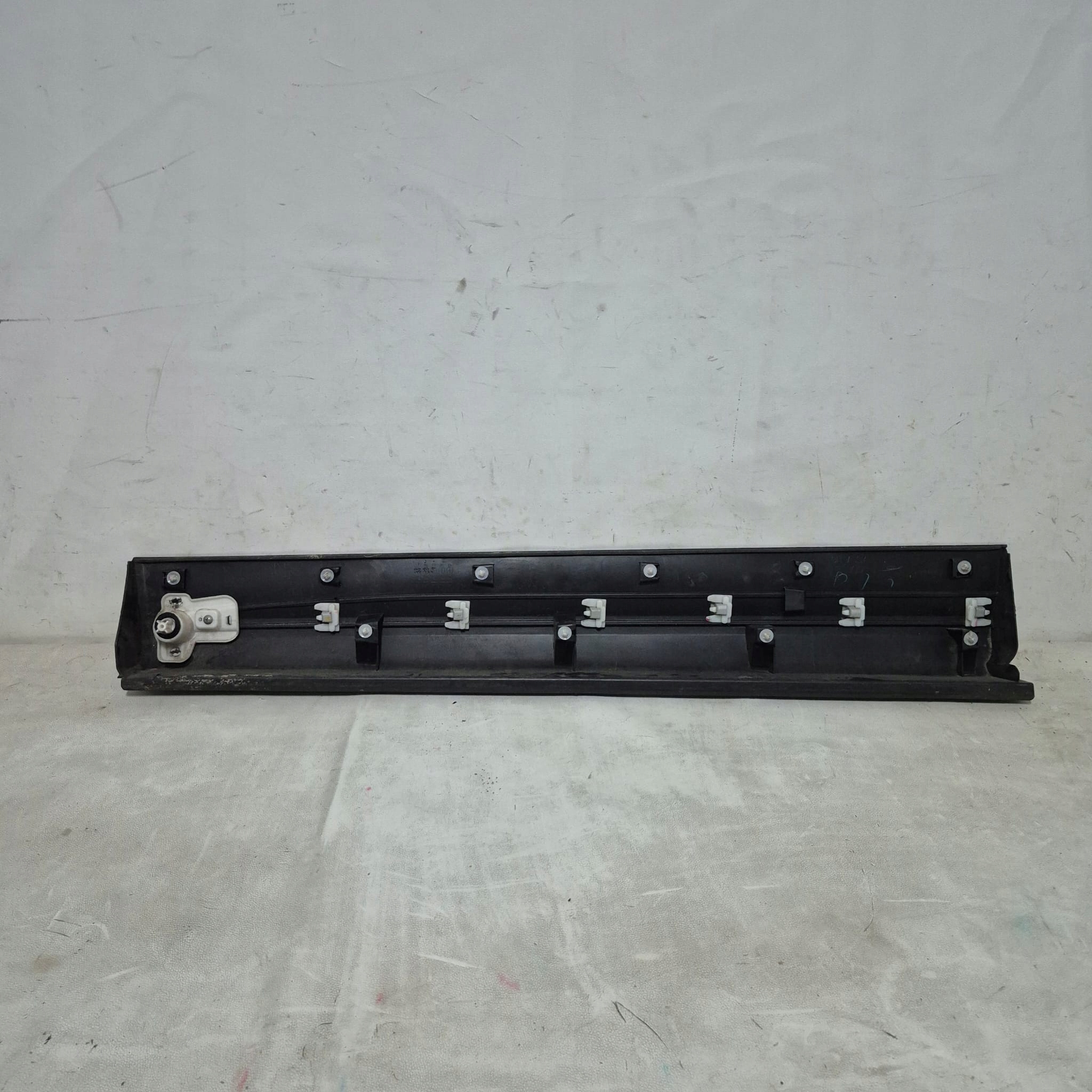 MITSUBISHI ECLIPSE CROSS 18-20 moulding cap door right front
