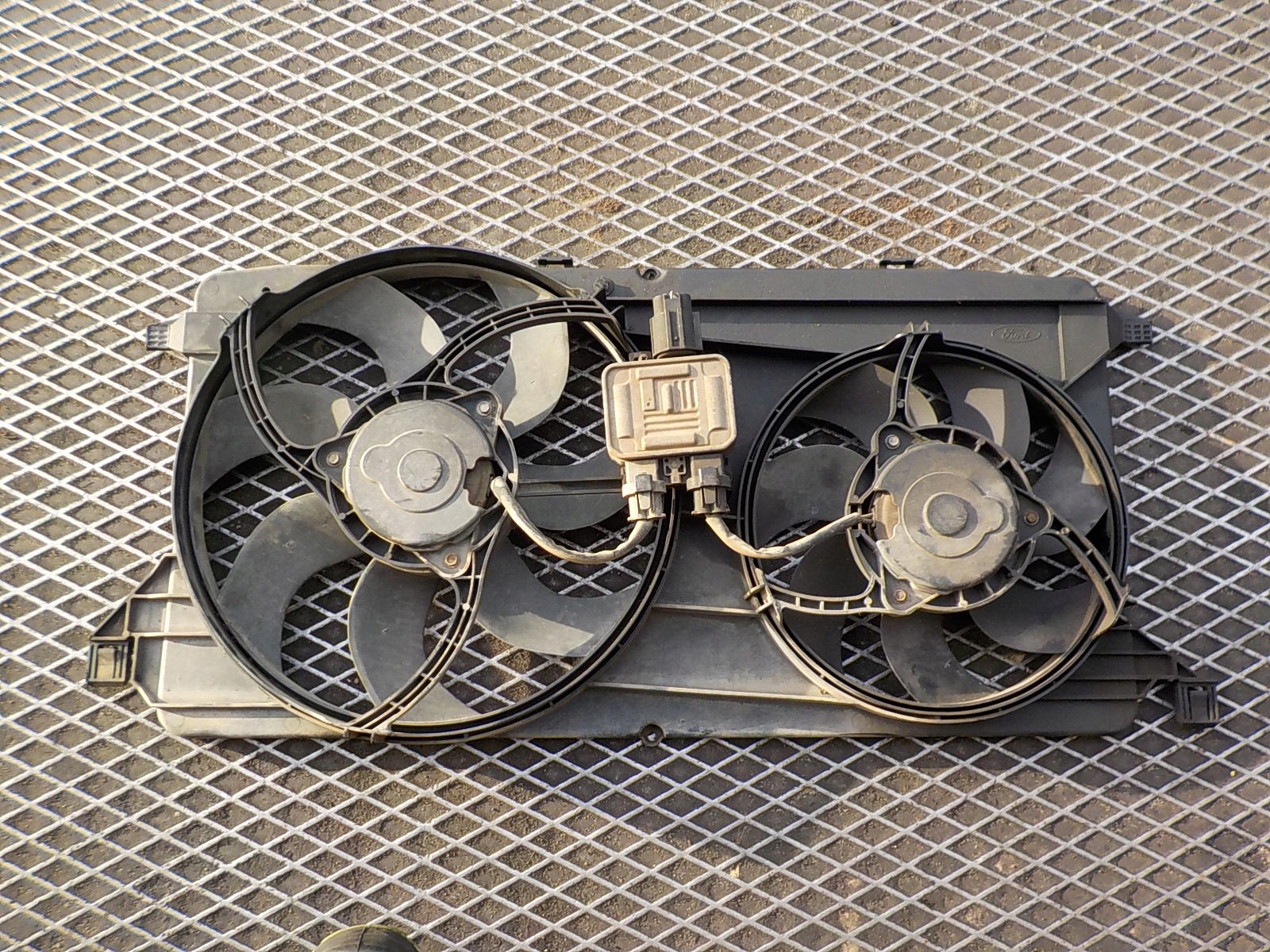 FORD TRANSIT IV 2.2 TDCI fan module radiator 8C11-8C607-BB