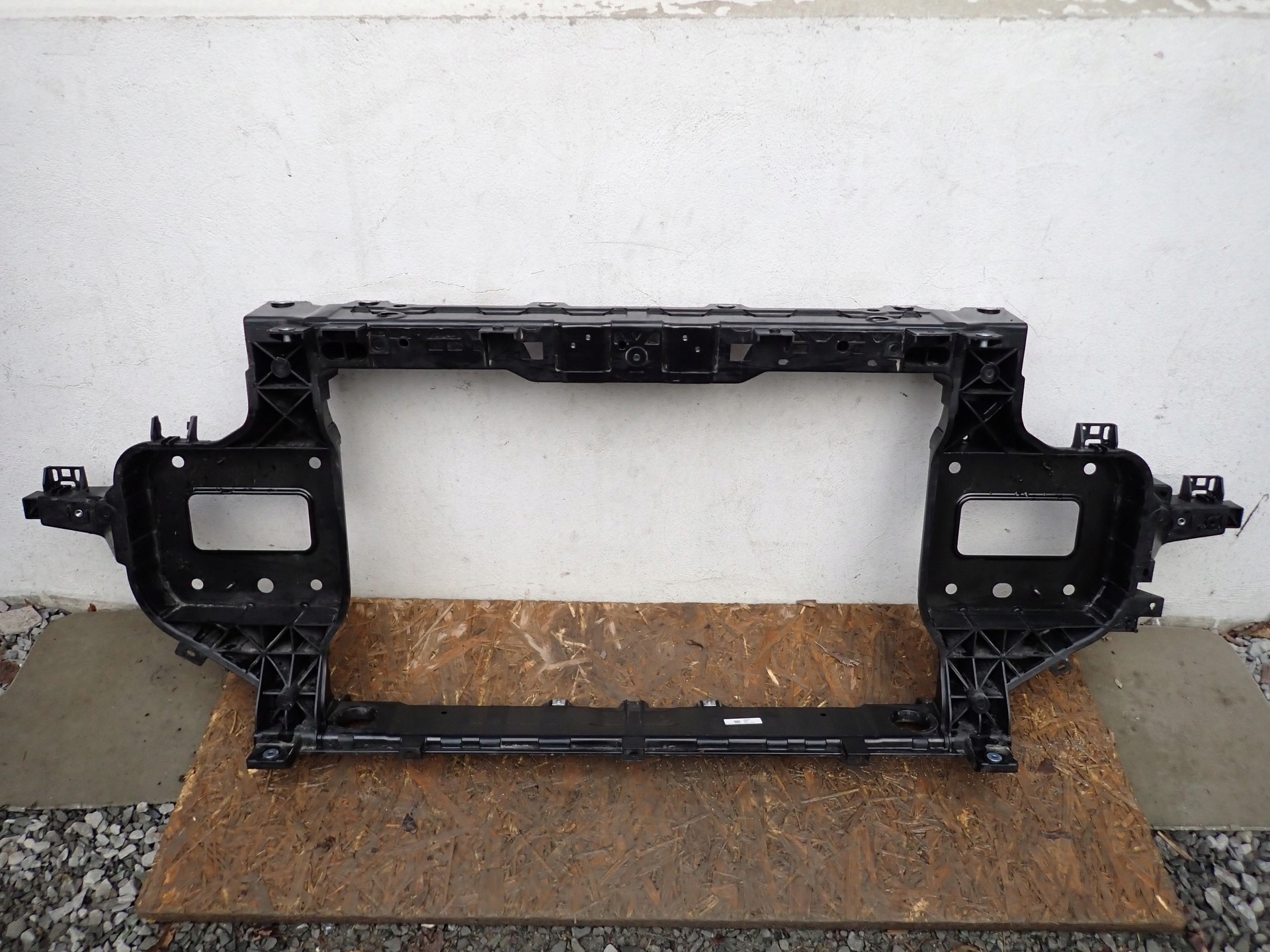 support panel for radiators pillar iron KIA EV6 GT CV 2021- 64101-CV000