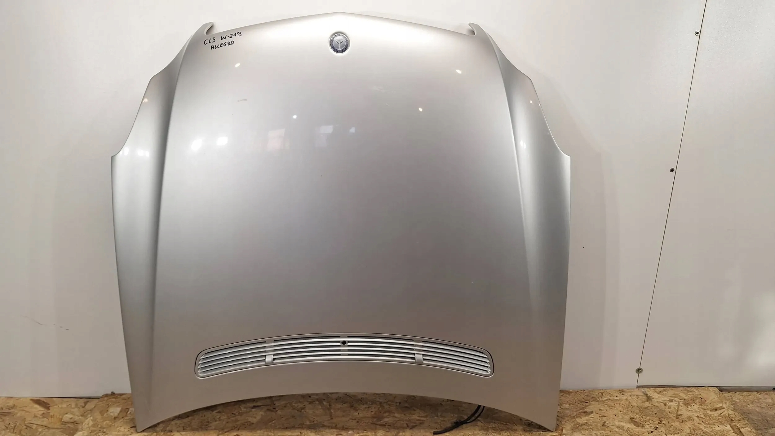 bonnet front Mercedes CLS W219 04