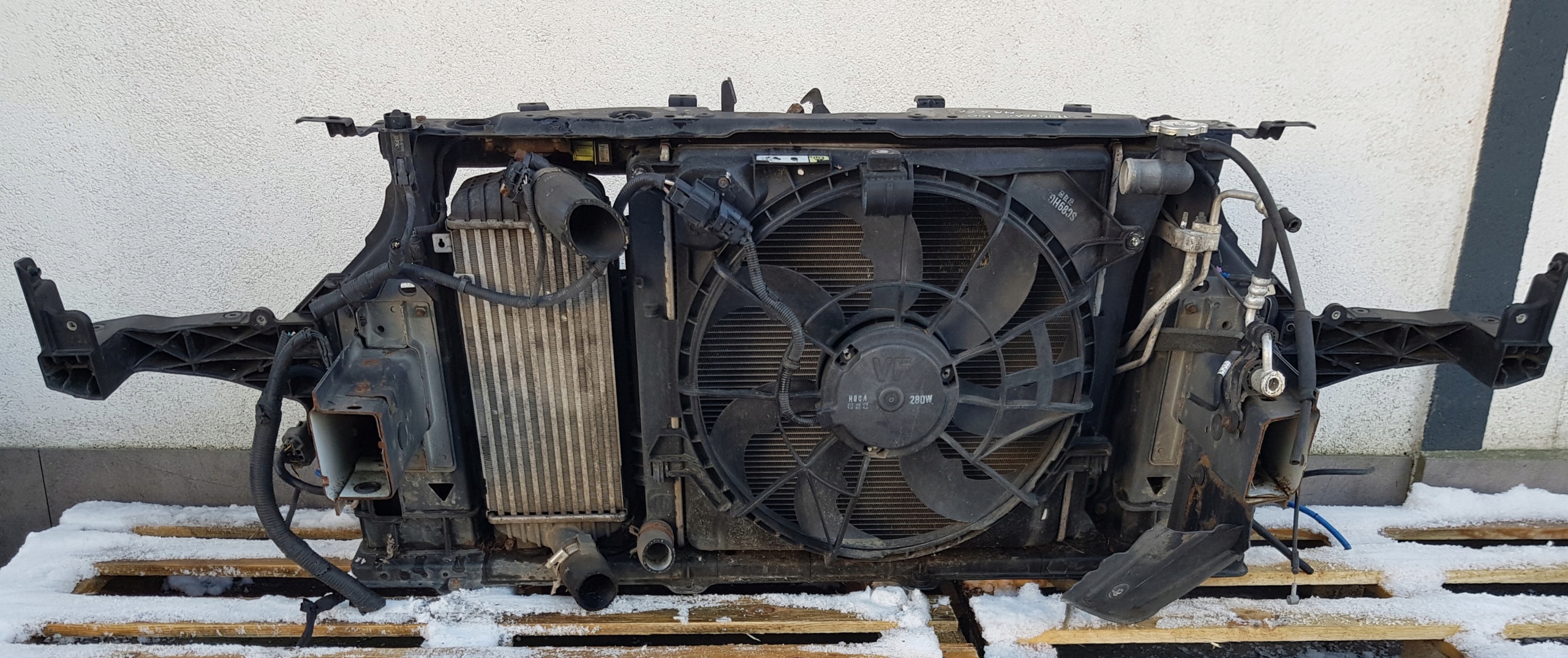 HYUNDAI I40 1.7CRDI support panel for radiators sider KOMPLET radiator KLIMA fan
