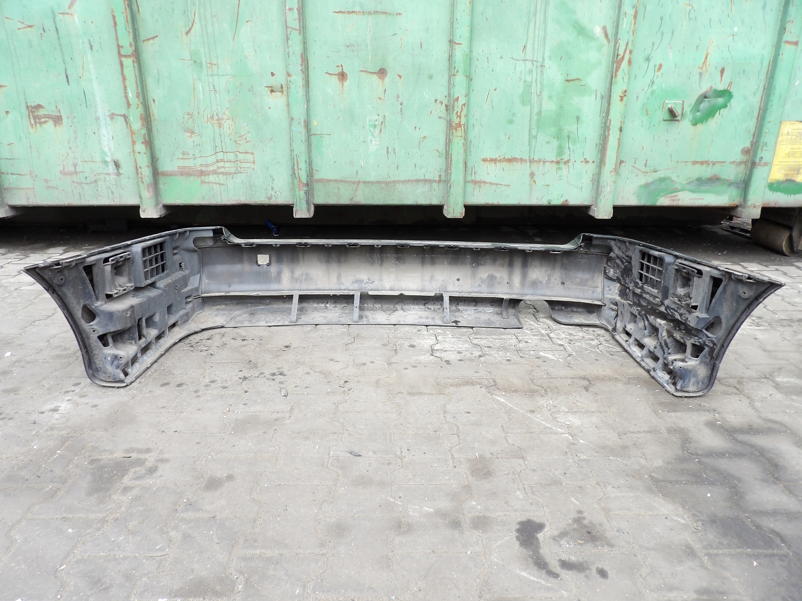 BMW E39 Stoßstange heck kombi lak. 317/5
