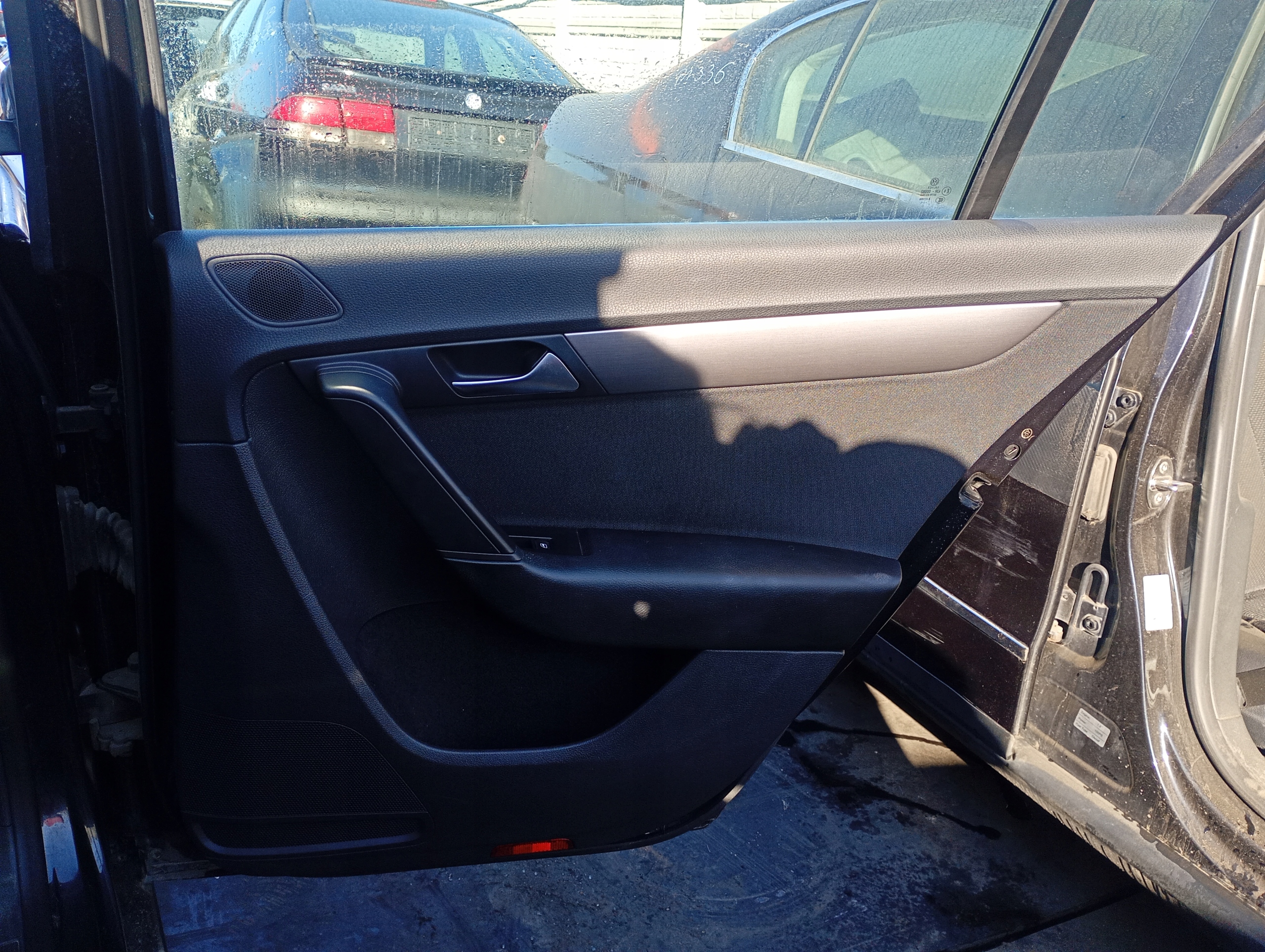 VW Passat B7 10-14 upholstery right side side right rear rear part