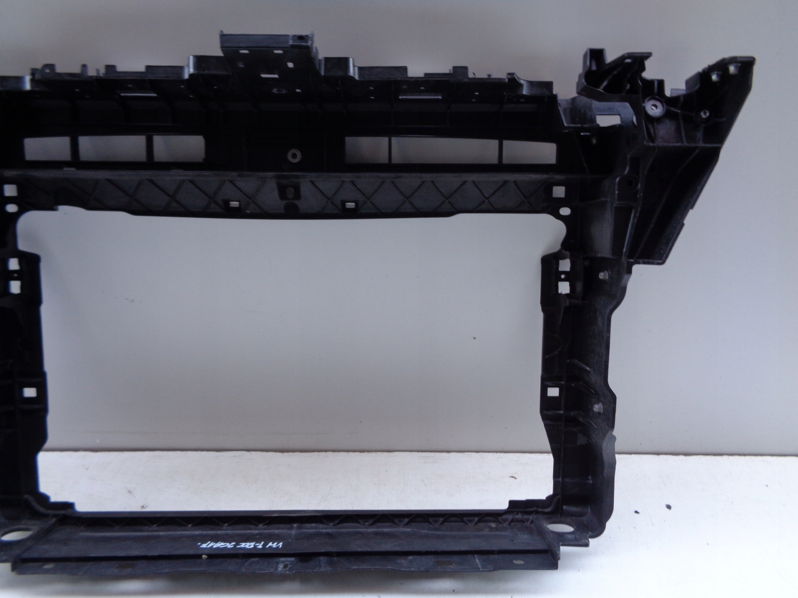 bar, wall front VW T-ROC 2GA 17