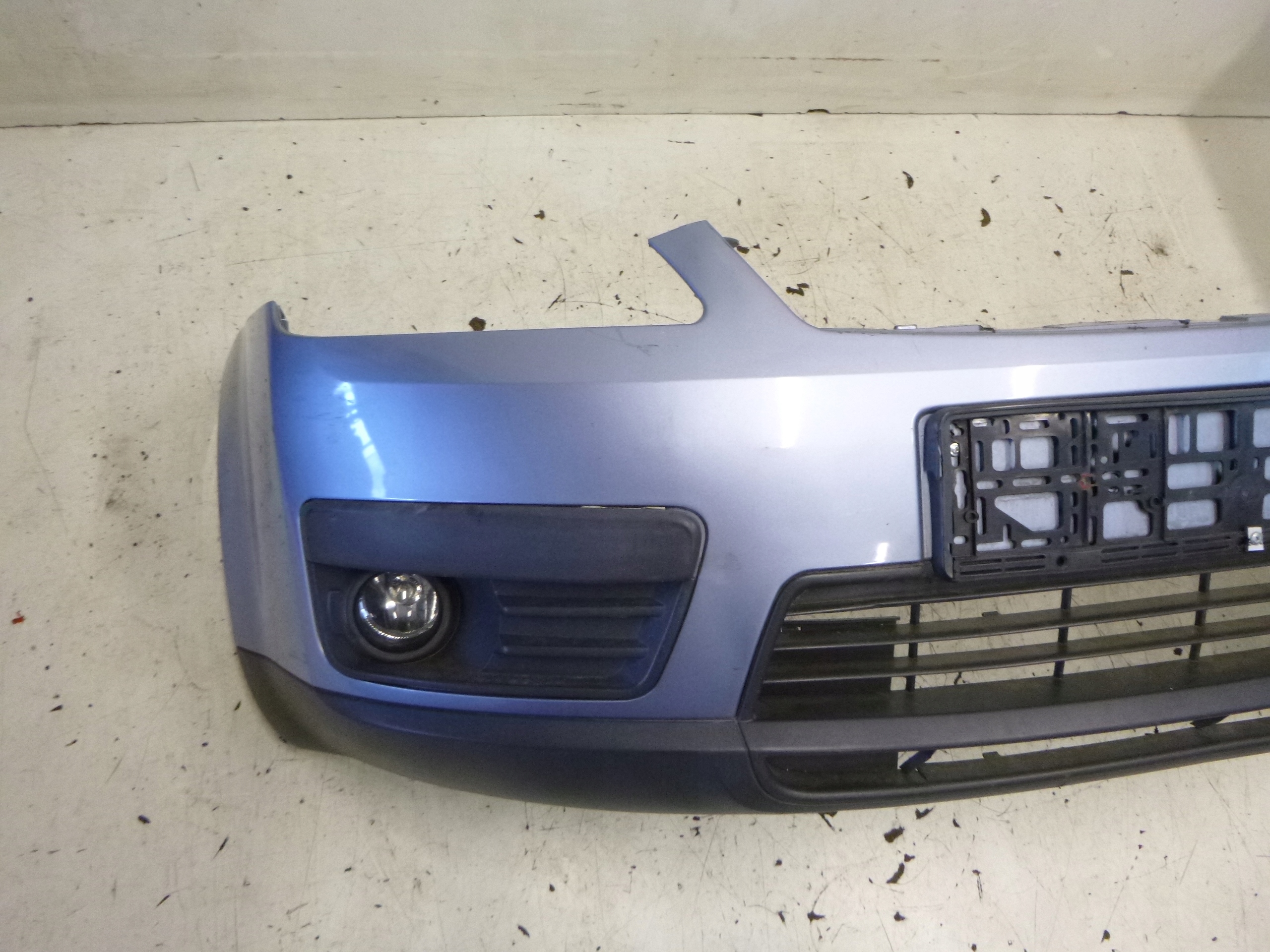 front bumper Ford C Max Z3 2004r.