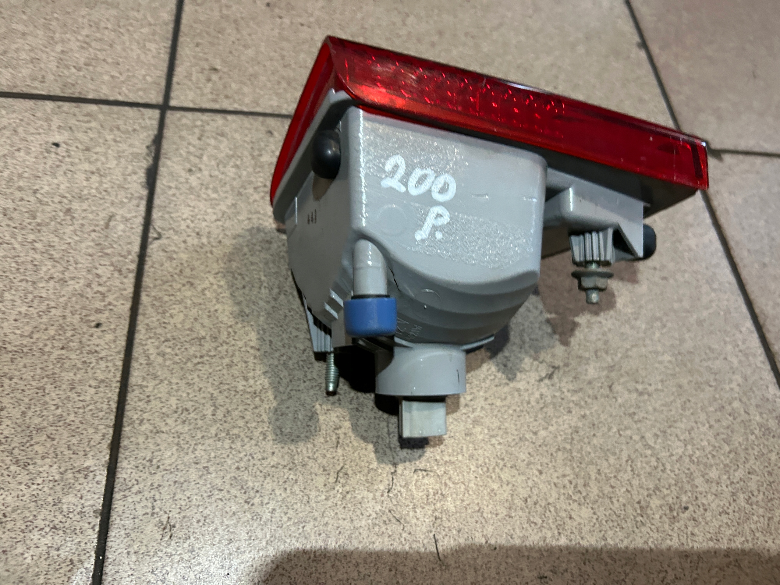 LAMPA PRAWY TYŁ LAND CRUISER 200 Typ samochodu Samochody osobowe