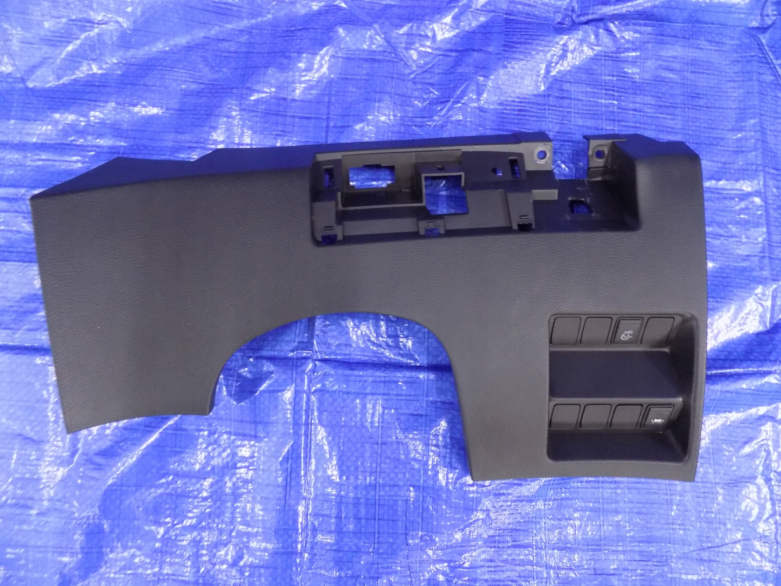 Кришка консолі під кермо Qashqai J11 LIFT
