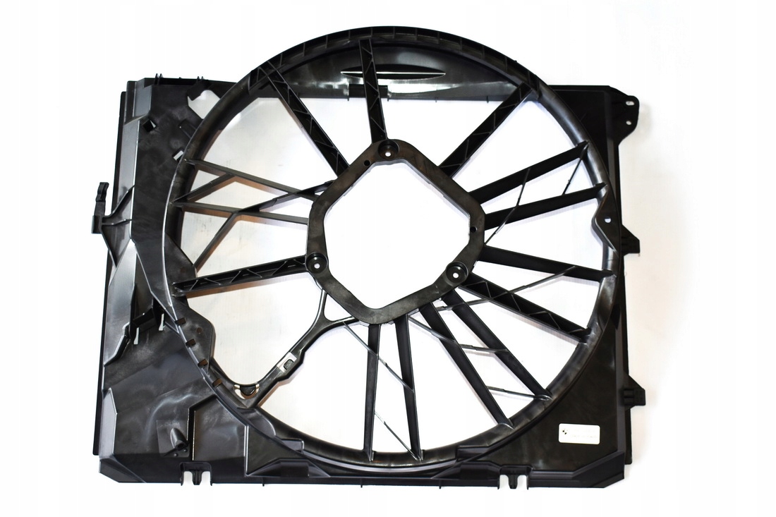 Kryt ventilátoru chladiče Bmw E81 E82 E84 X1