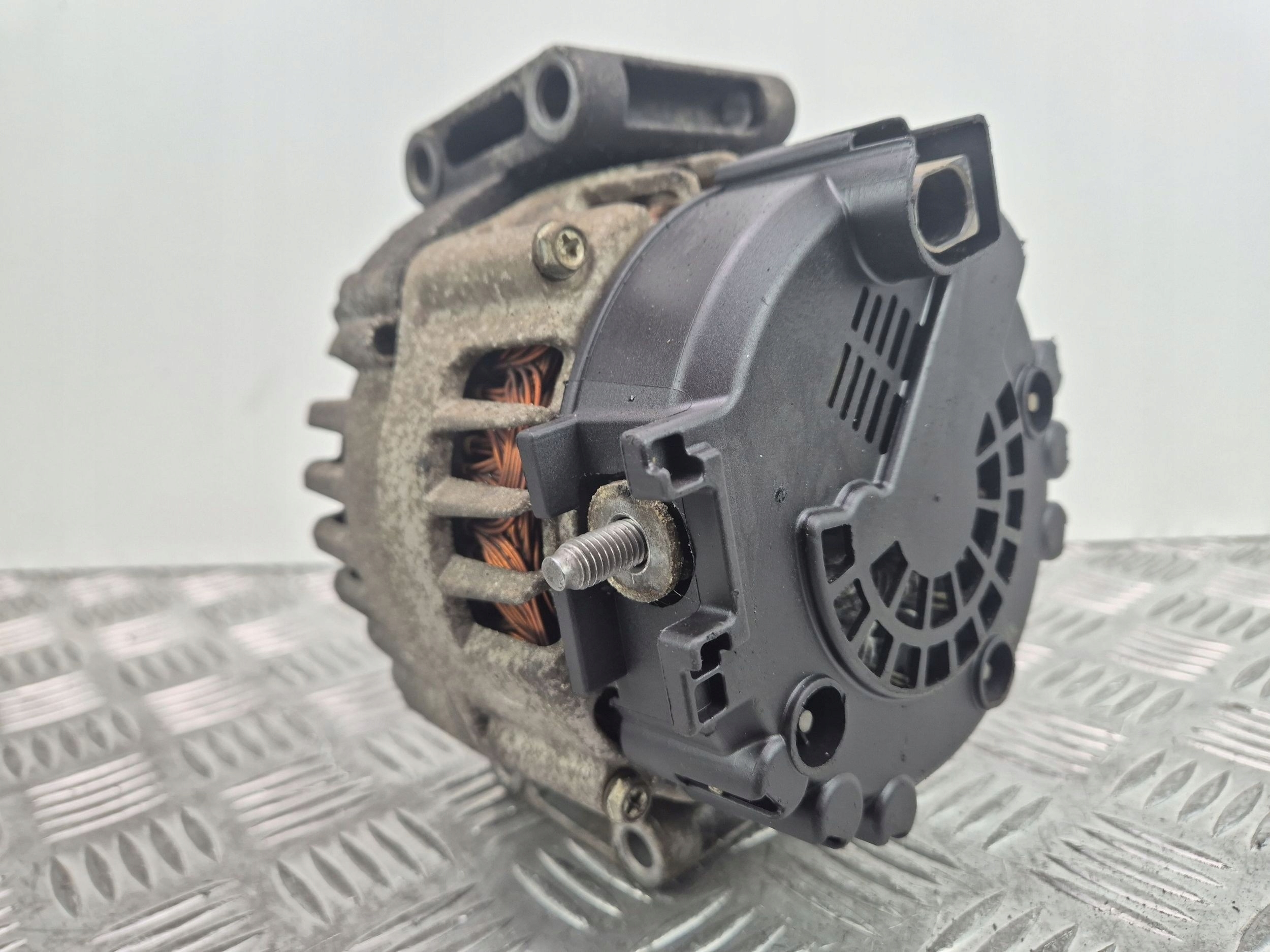 Mercedes 2.2 CDI SPRINTER W907 Alternator A0009068404 OM651958