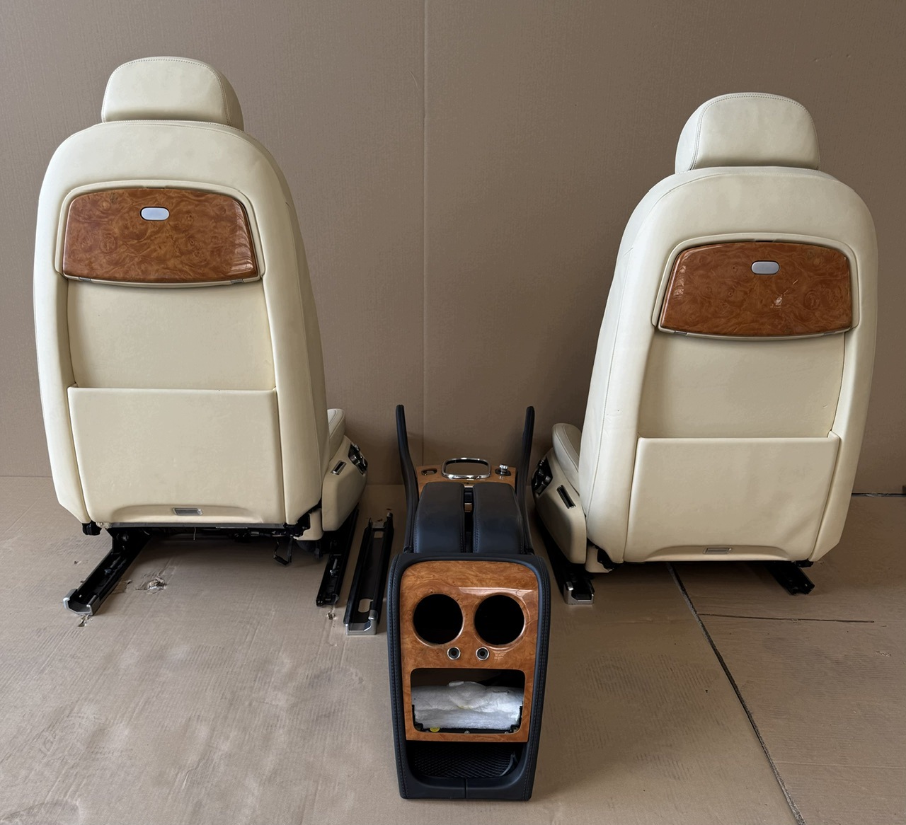 IDEALNE KPL. Interne Sièges Console BENTLEY FLYING SPUR 2016R. 1